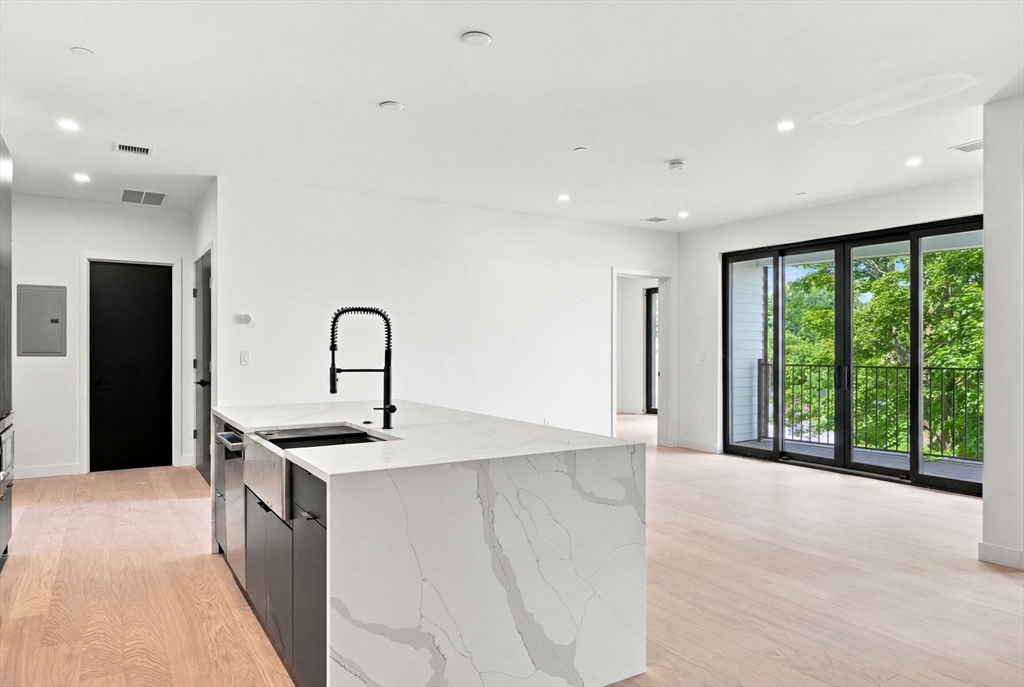 22 High Street # 203