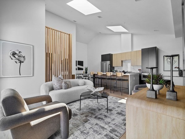 22 High Street # 4