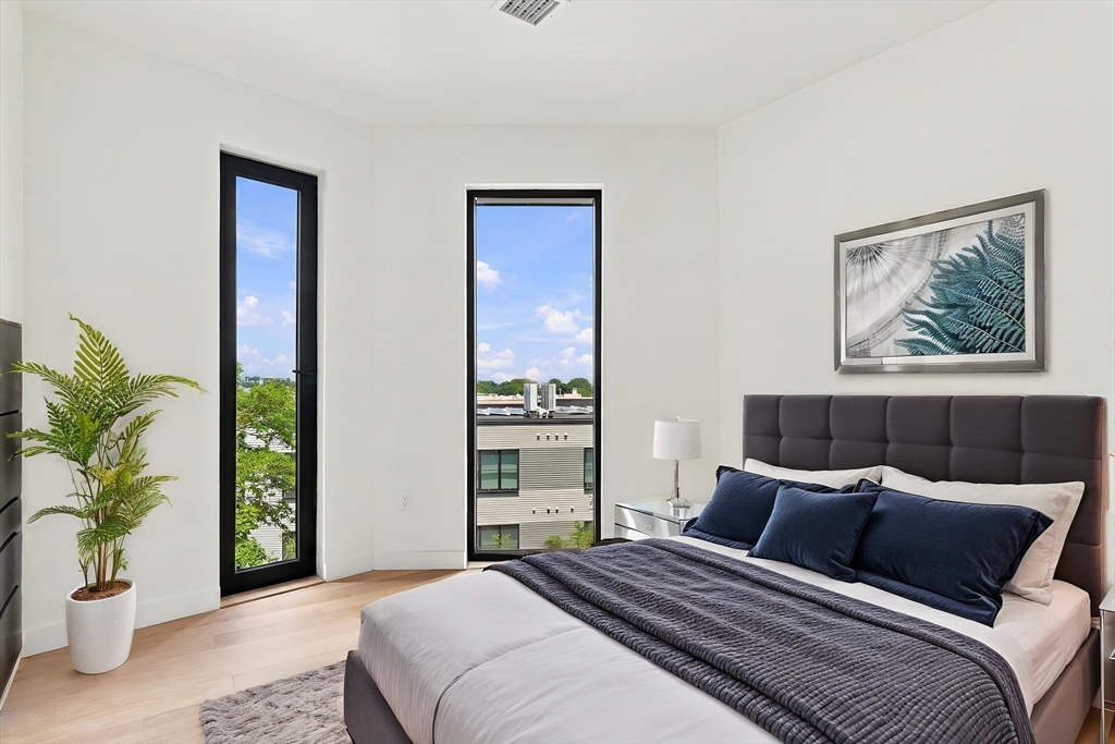 22 High Street # 4