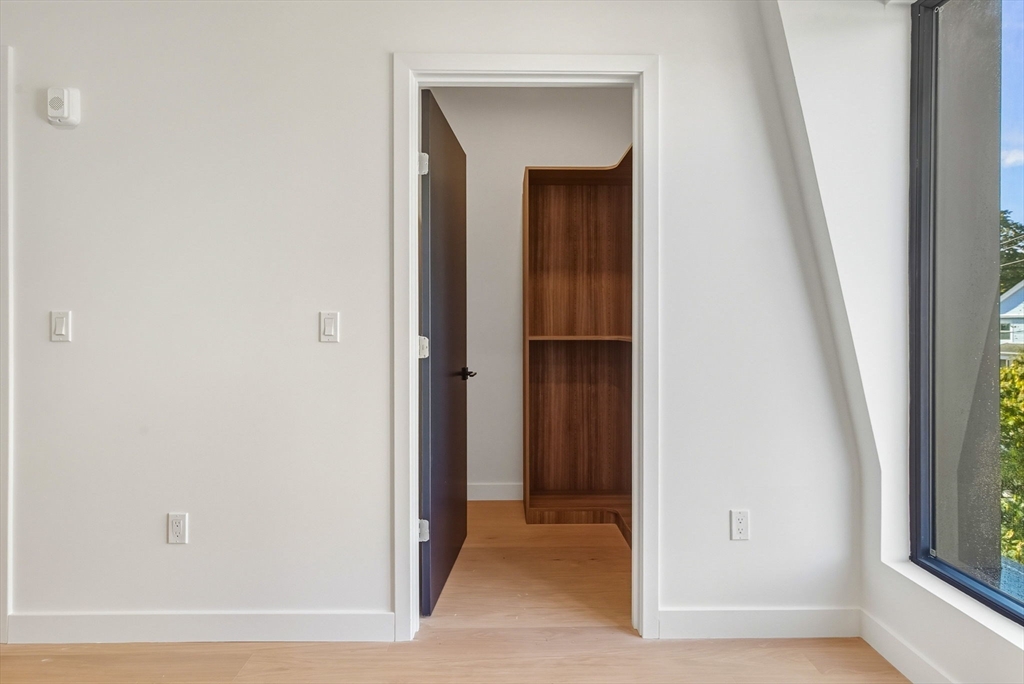 22 High Street # 6