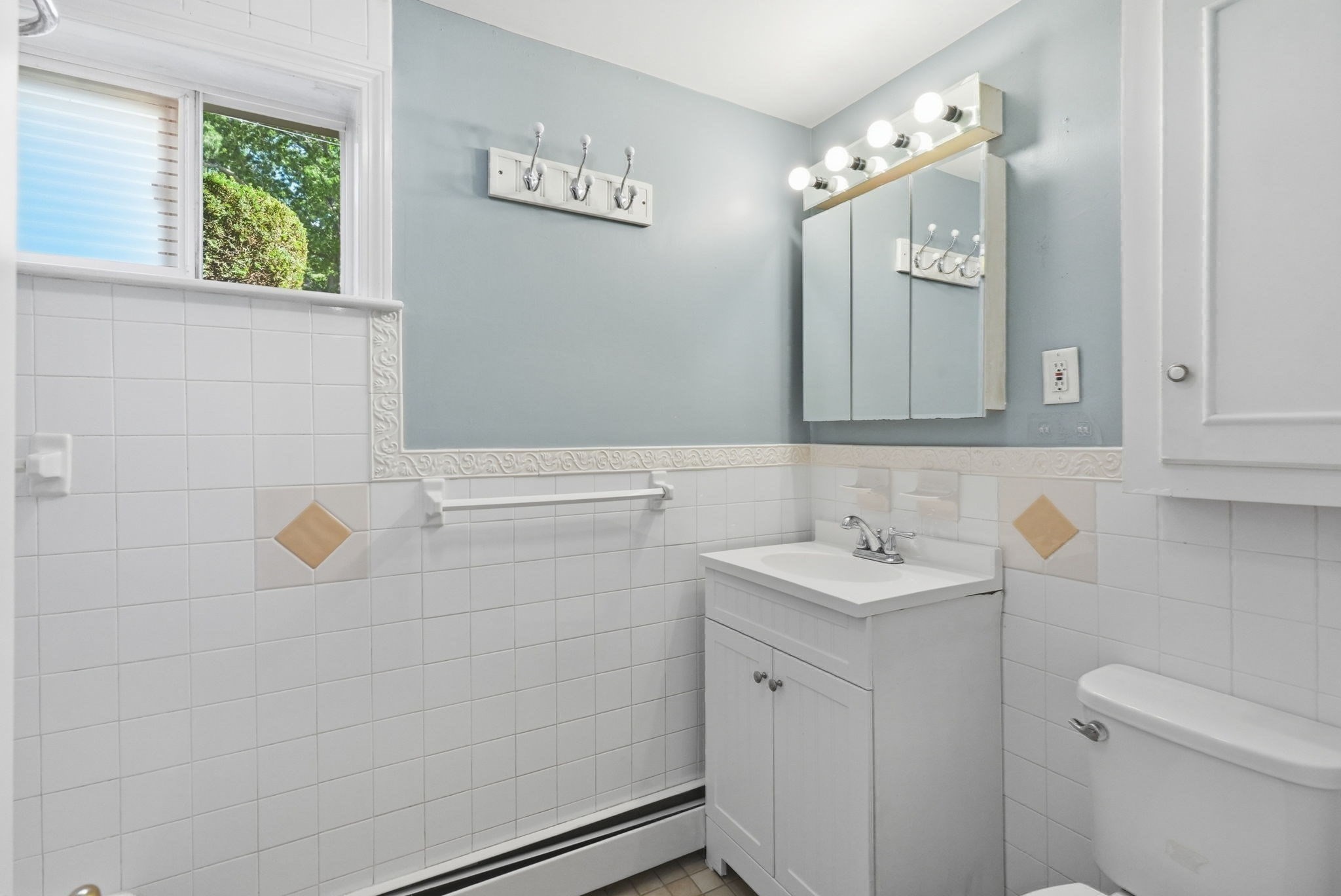 99 Central St # 99
