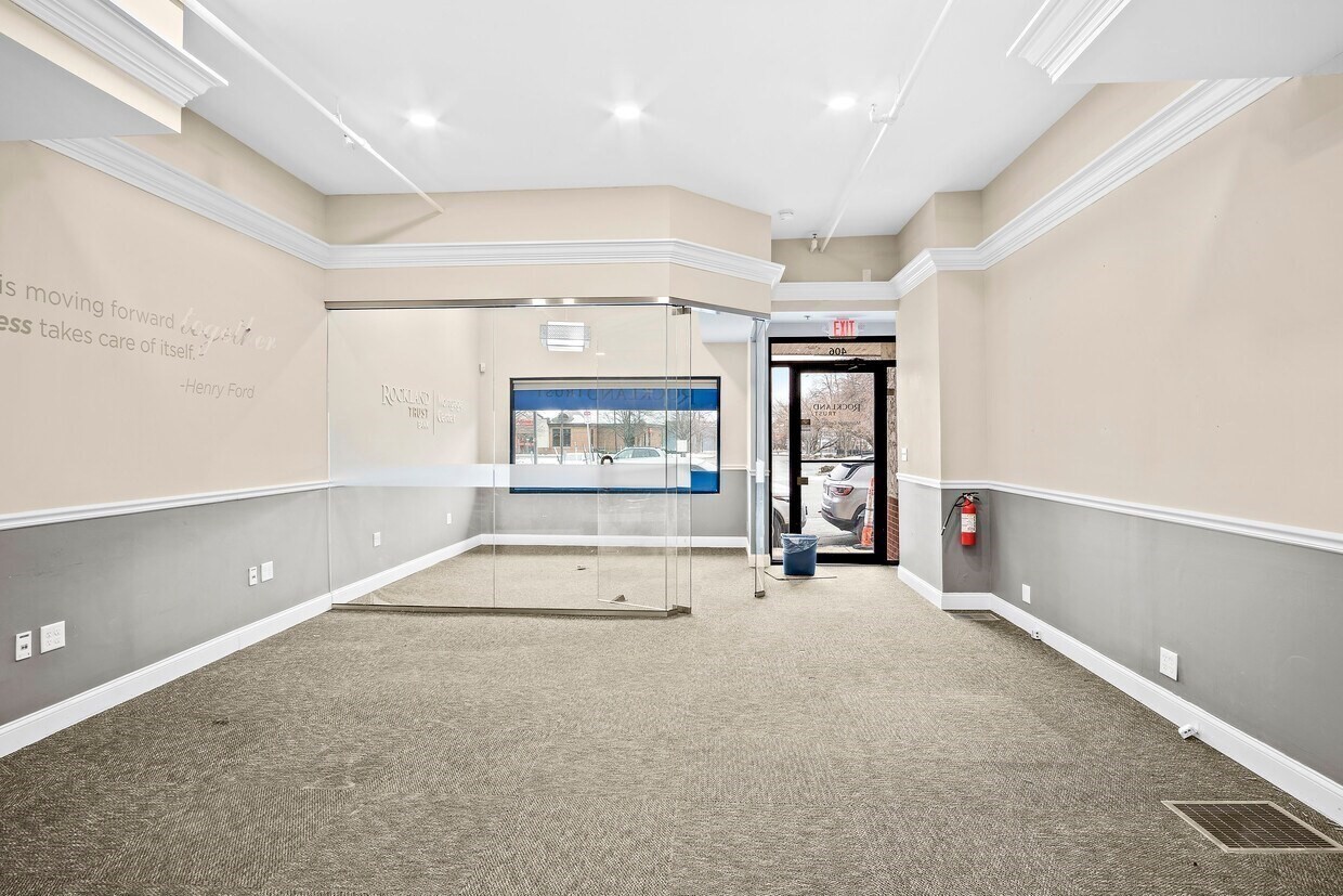 406 Neponset Ave