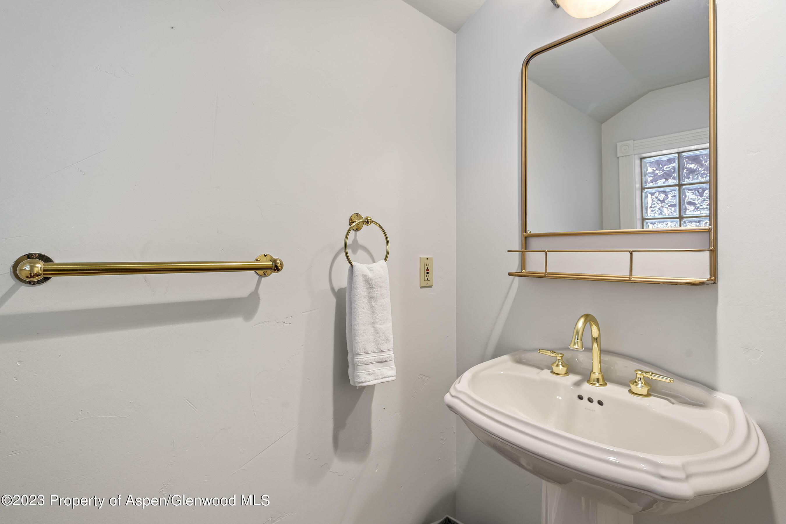 449 Mountain Laurel Drive, Unit 3