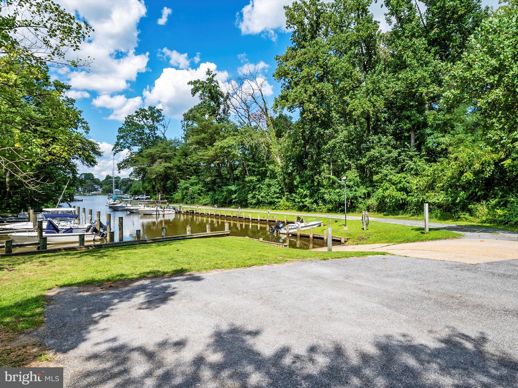 397 DUTCH SHIP ROAD