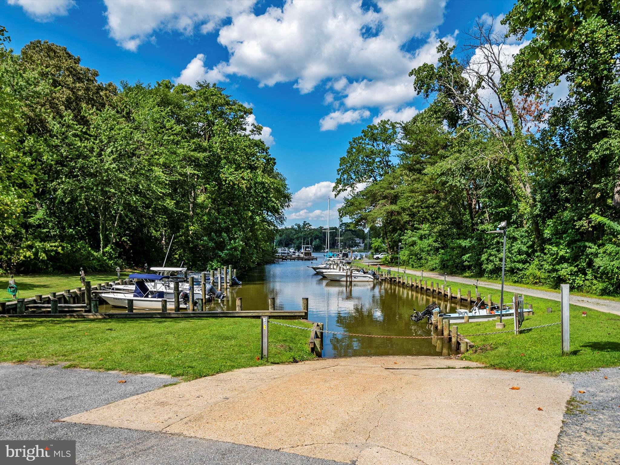 397 DUTCH SHIP ROAD