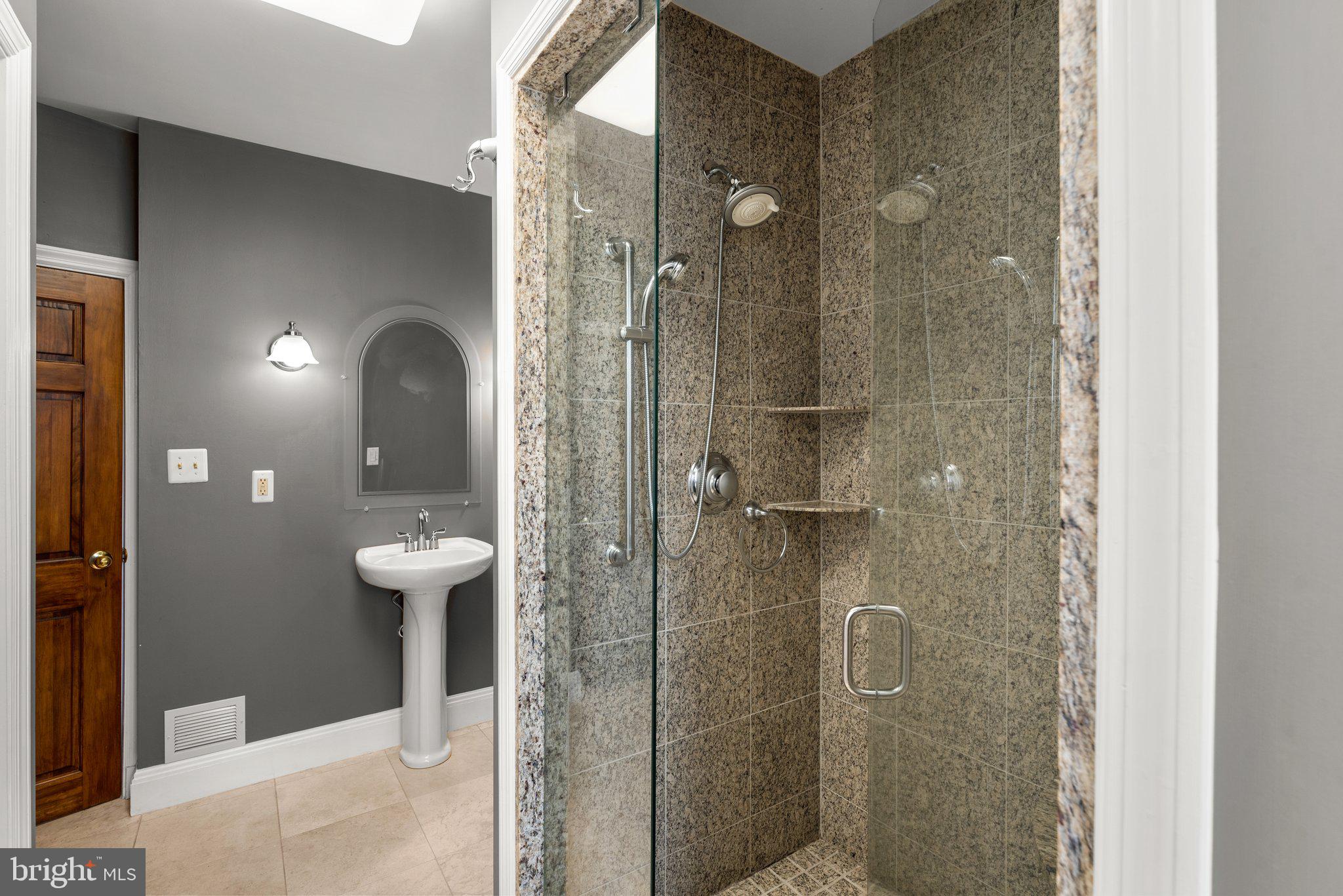 8184 RIVERSIDE DRIVE