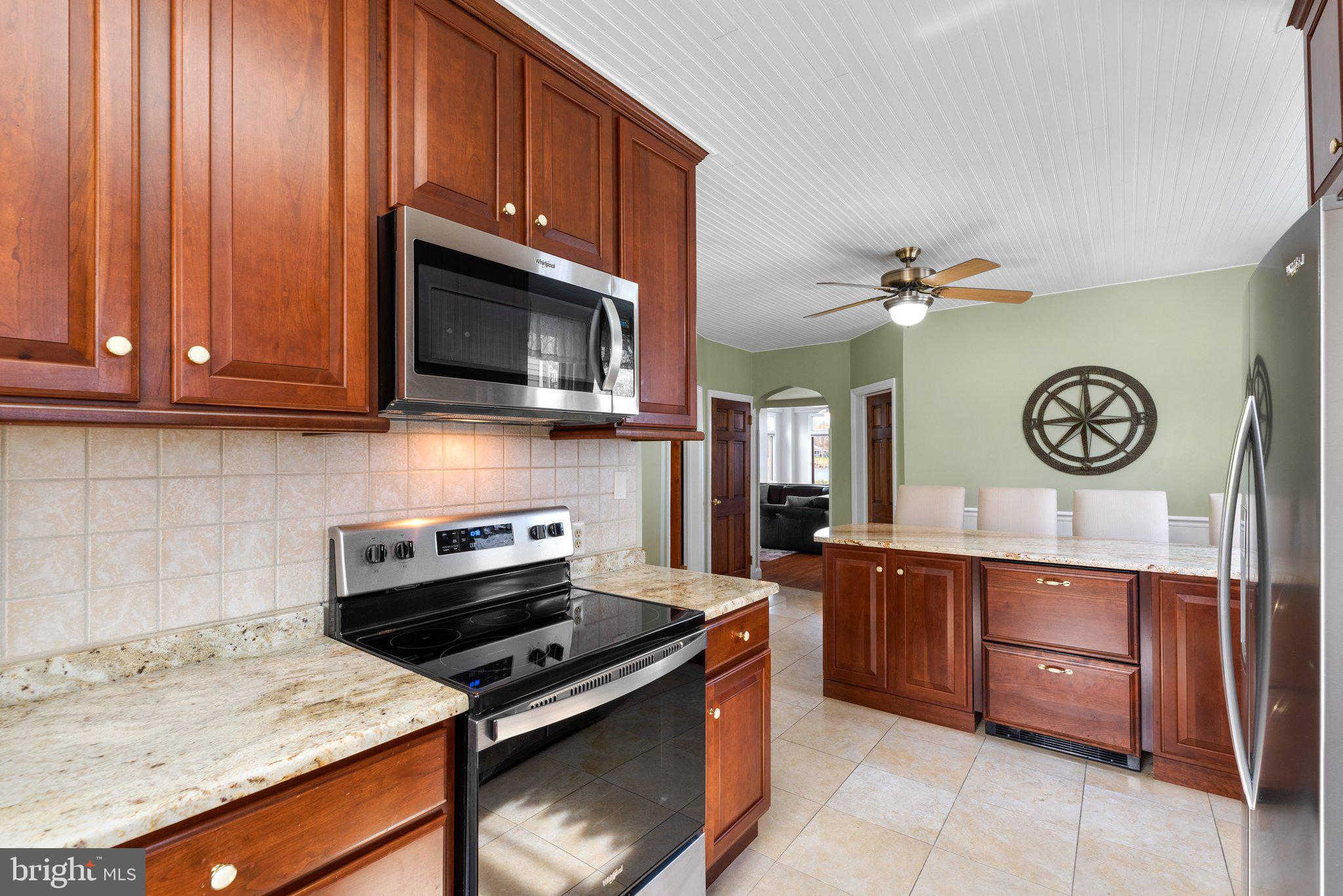 8184 RIVERSIDE DRIVE