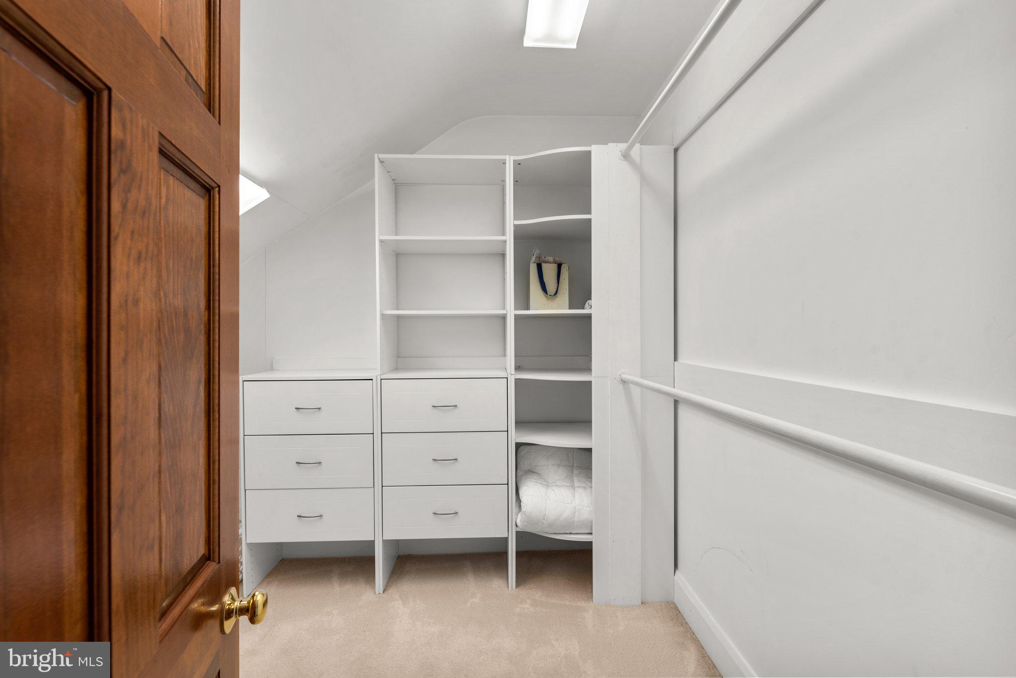 8184 RIVERSIDE DRIVE