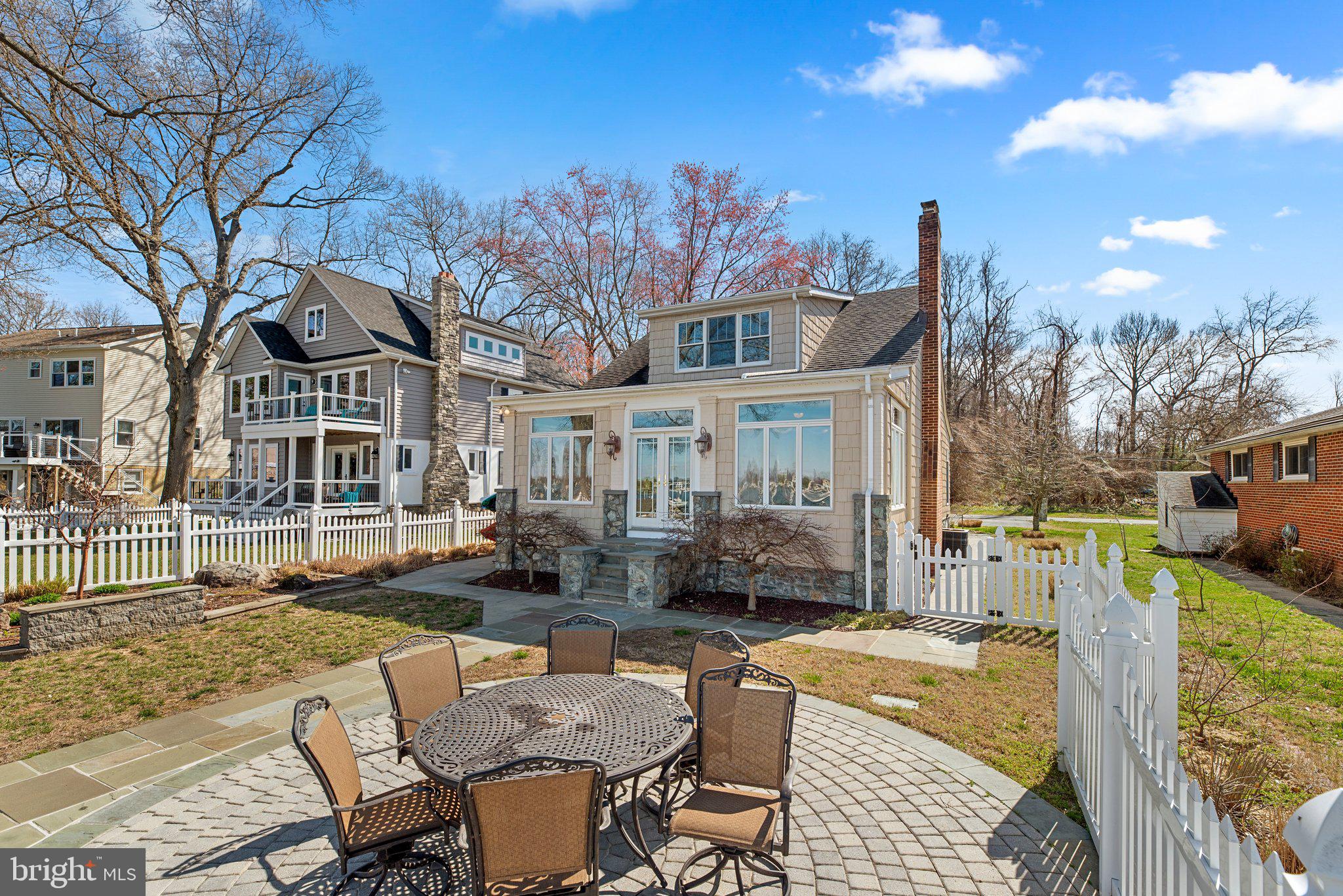 8184 RIVERSIDE DRIVE