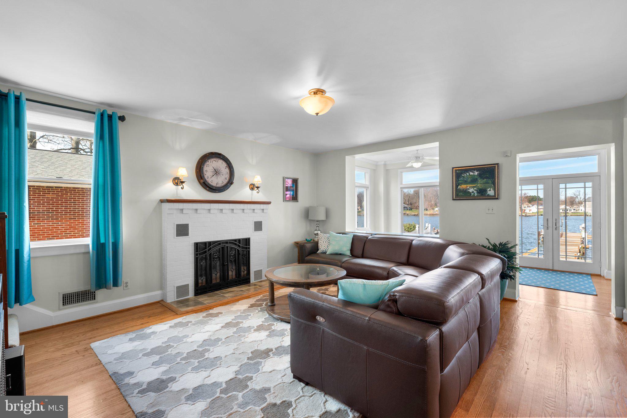 8184 RIVERSIDE DRIVE