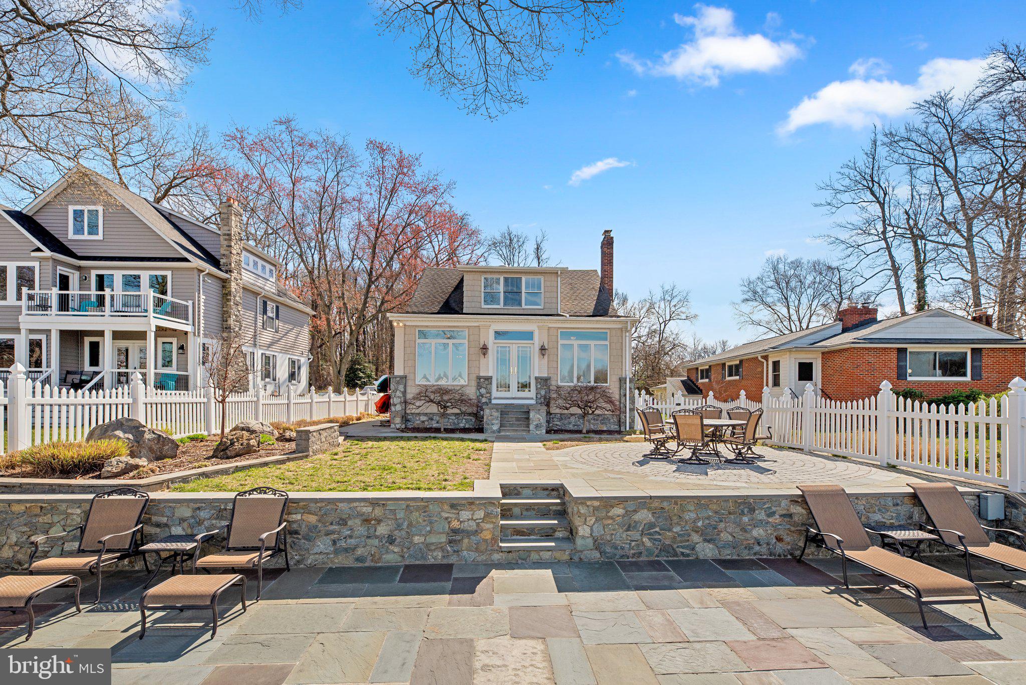 8184 RIVERSIDE DRIVE