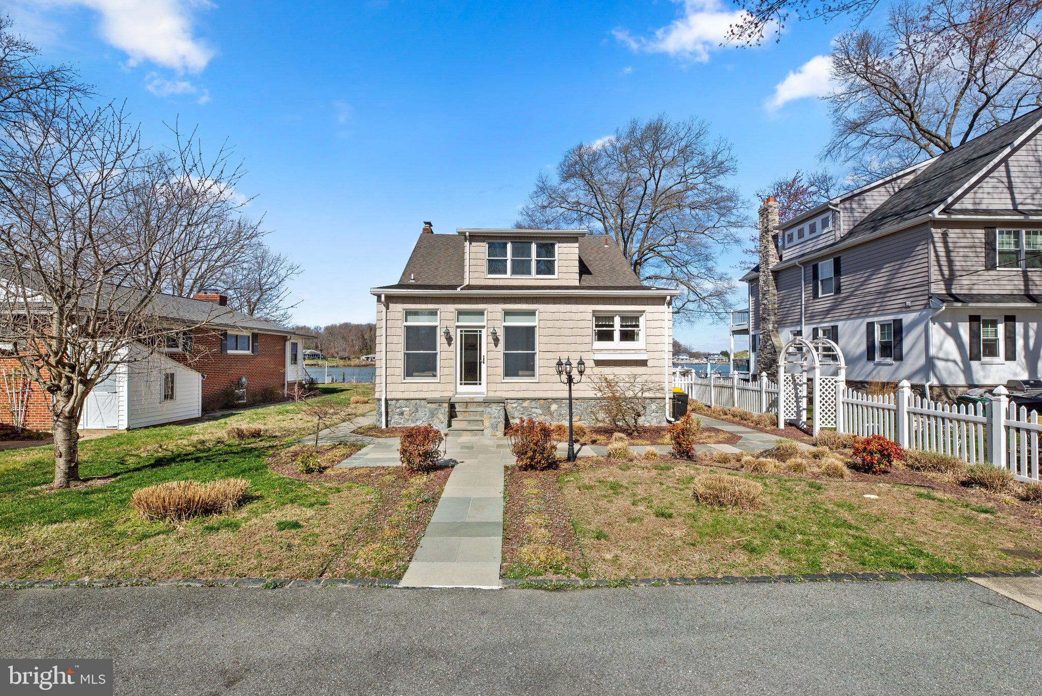 8184 RIVERSIDE DRIVE