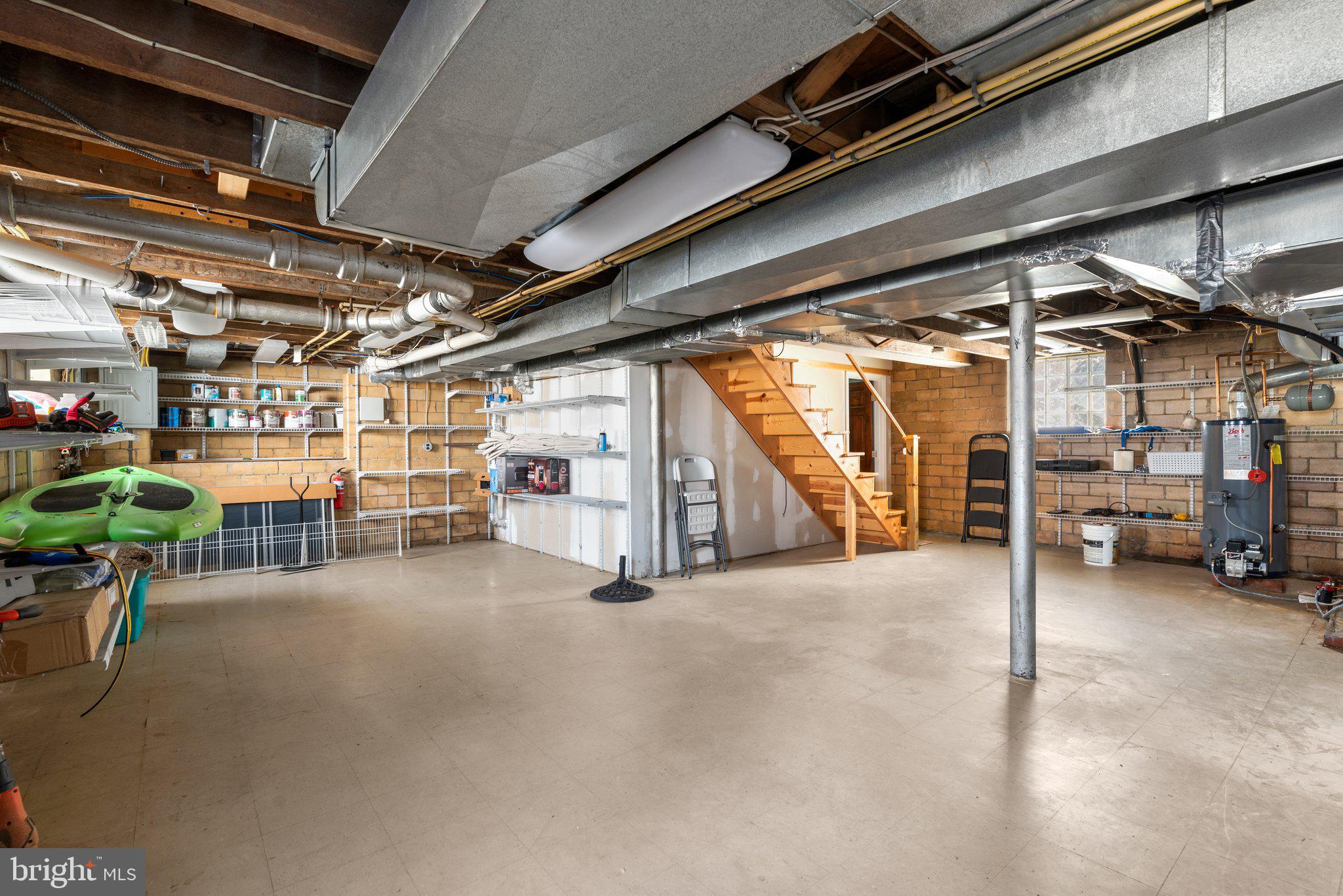 8184 RIVERSIDE DRIVE