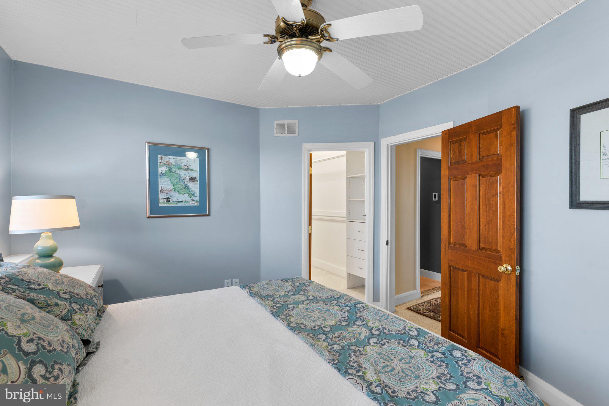 8184 RIVERSIDE DRIVE