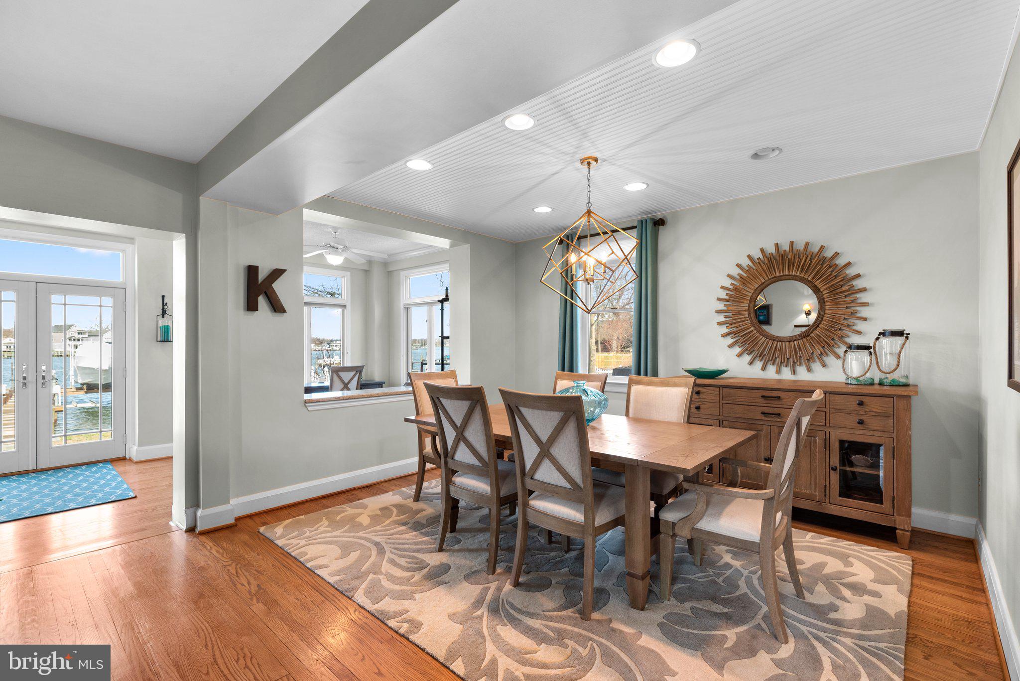 8184 RIVERSIDE DRIVE