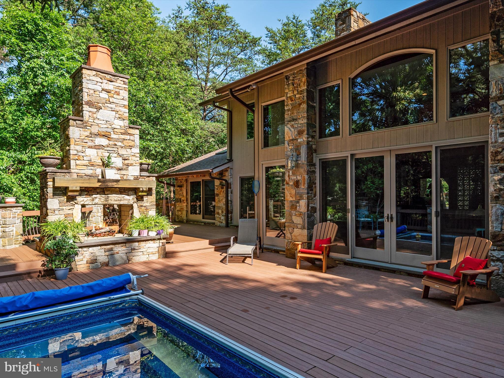 317 HICKORY POINT ROAD