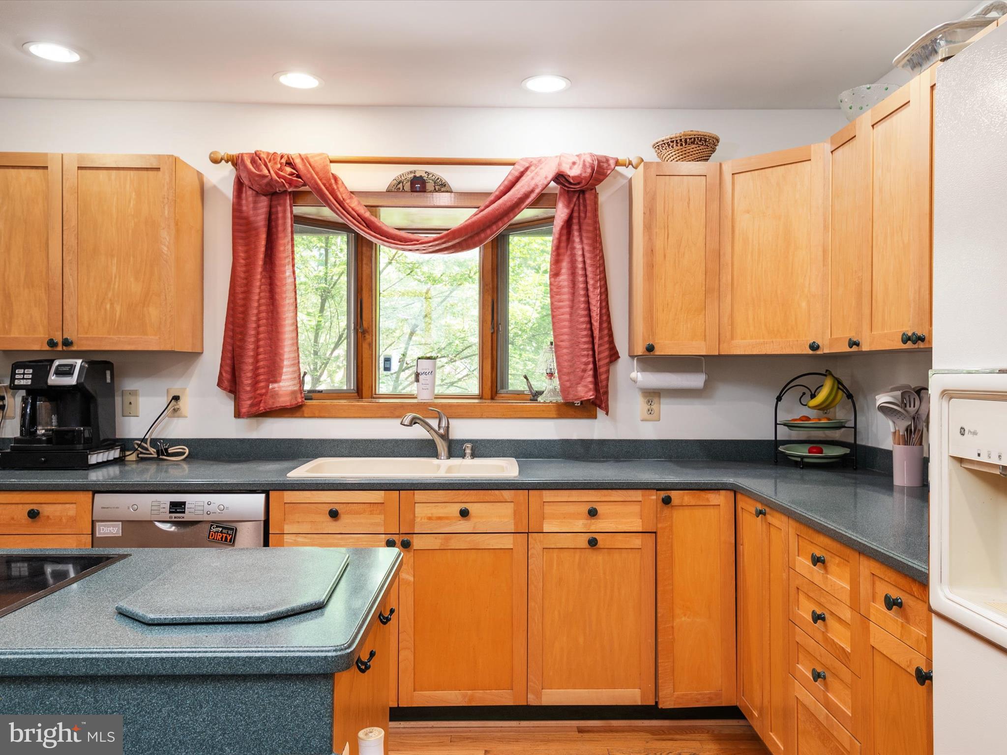 317 HICKORY POINT ROAD