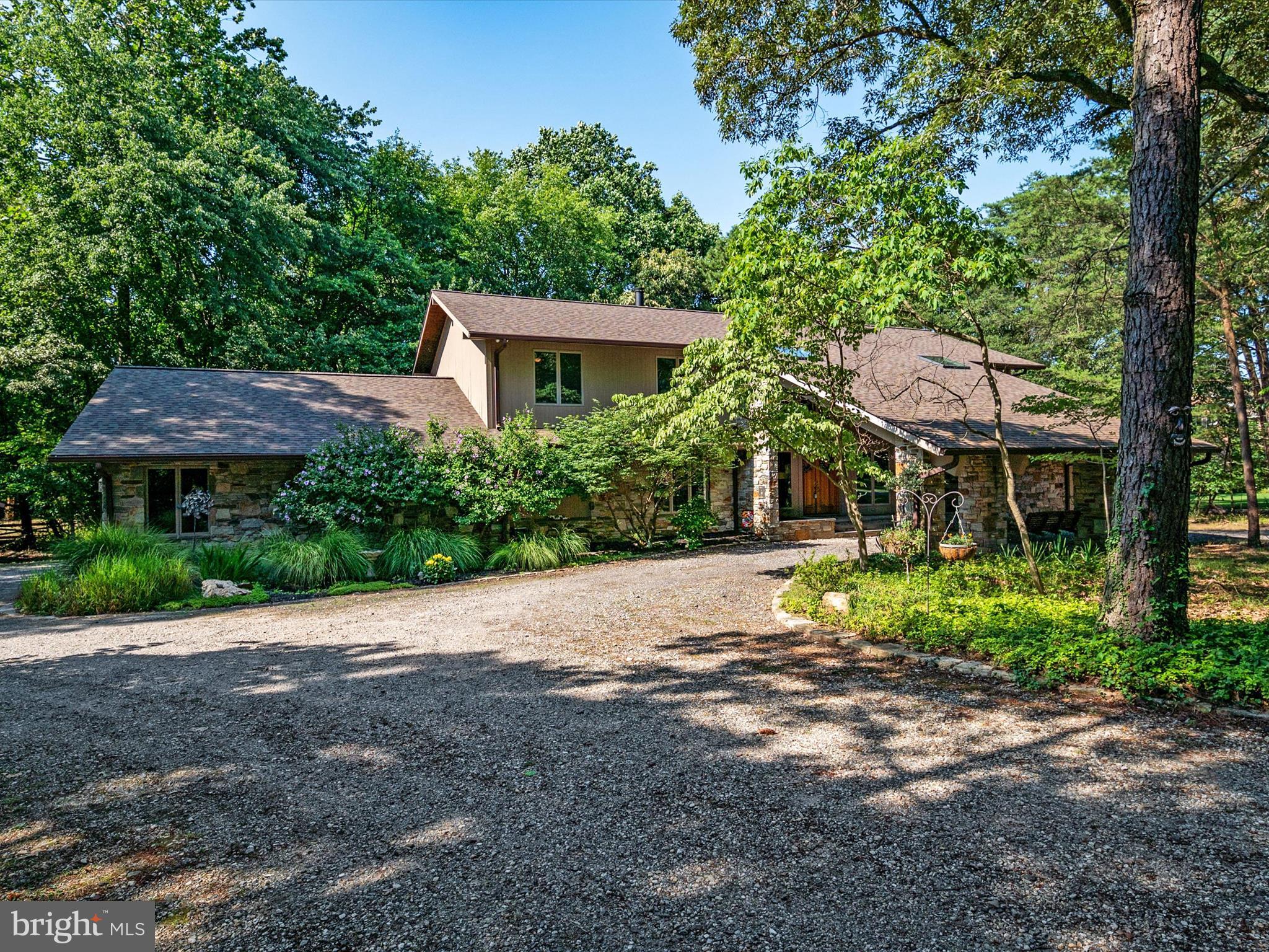 317 HICKORY POINT ROAD