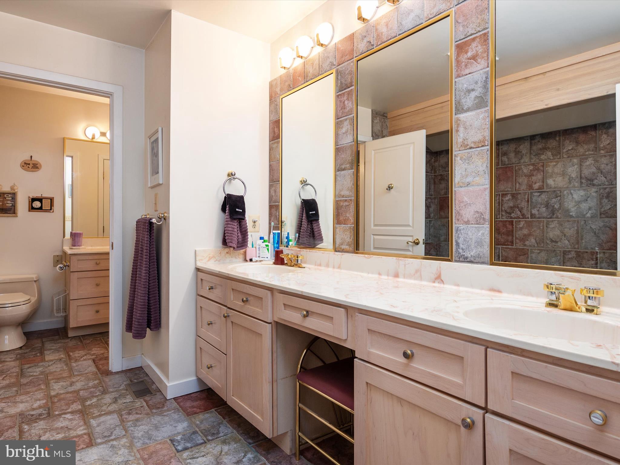 317 HICKORY POINT ROAD