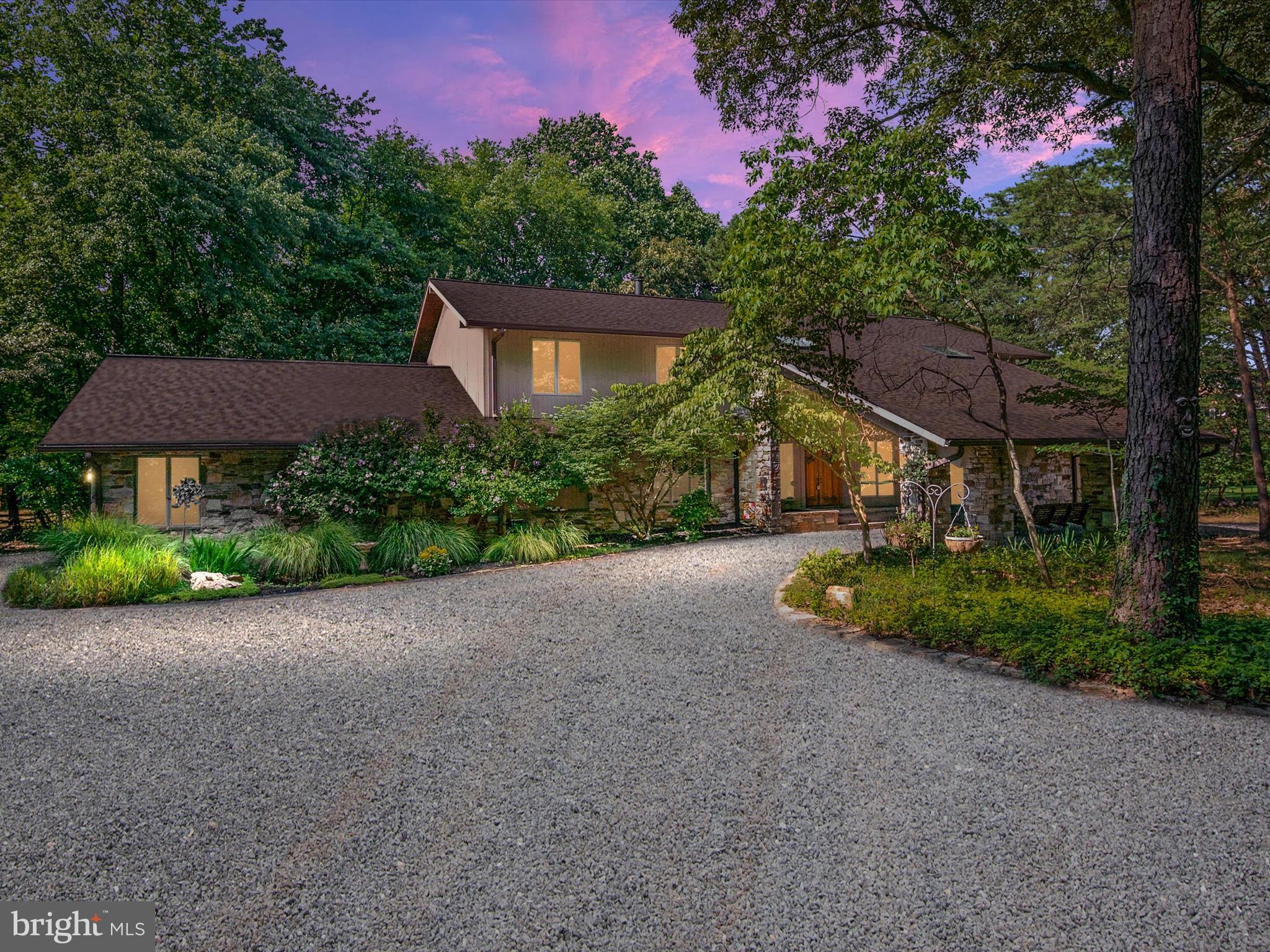 317 HICKORY POINT ROAD