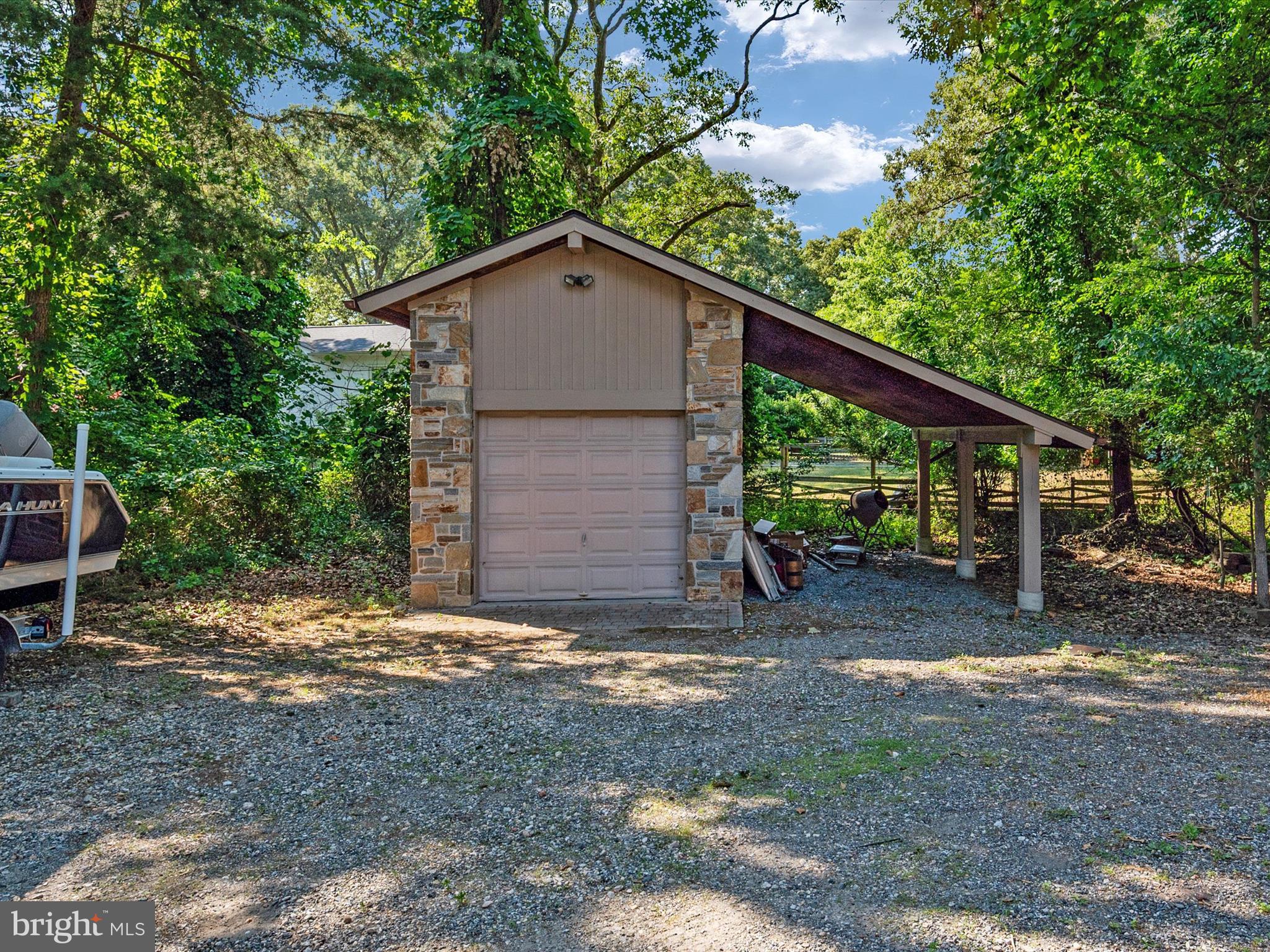 317 HICKORY POINT ROAD