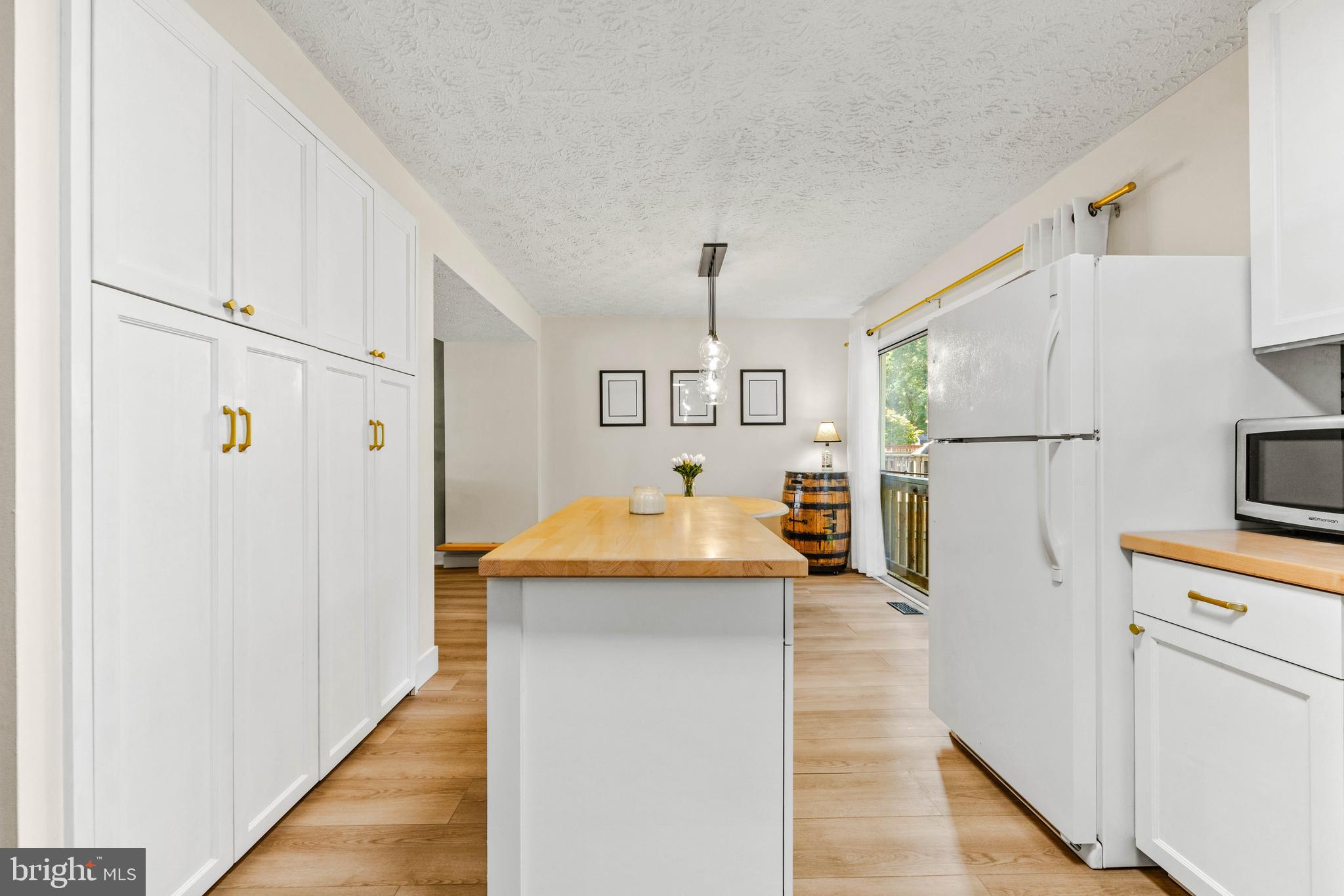 3462 MARBLE ARCH DRIVE