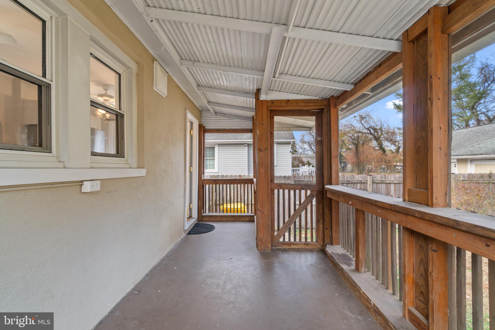 10 FERDINAND AVENUE