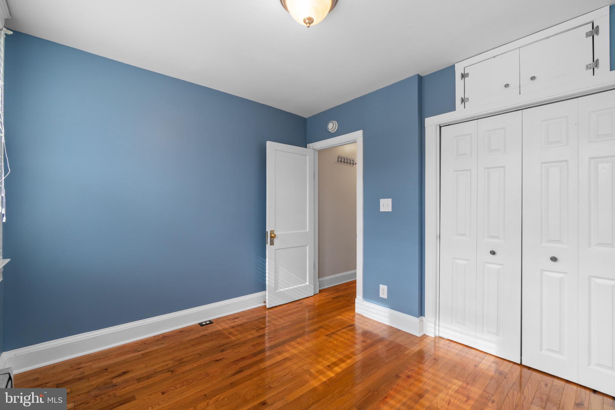 10 FERDINAND AVENUE