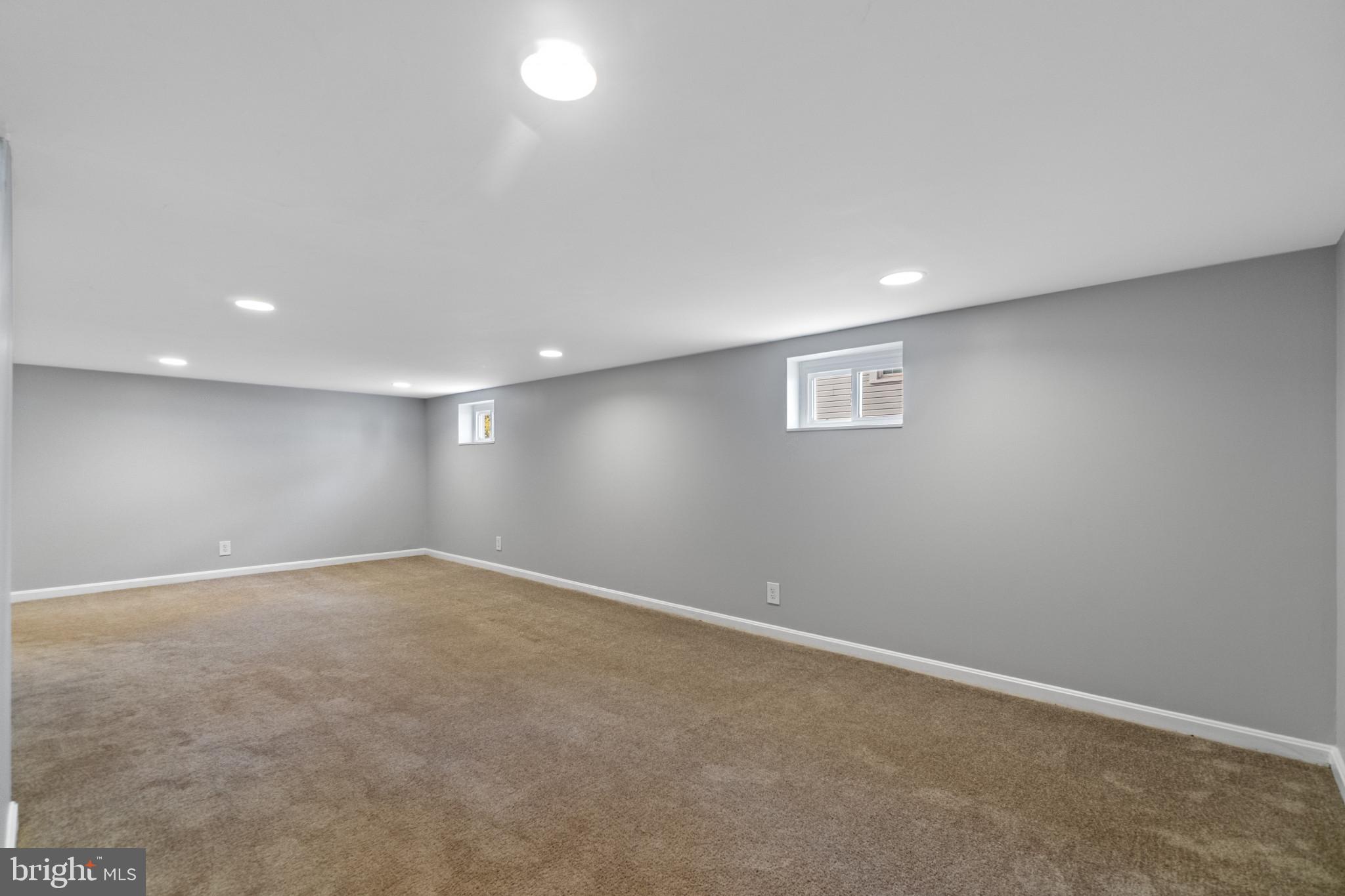 10 FERDINAND AVENUE