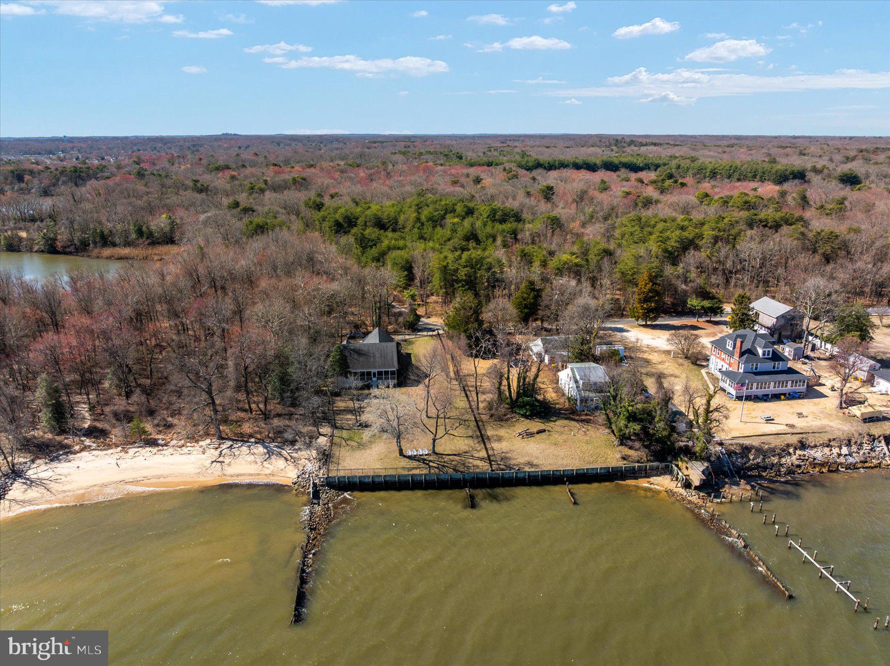 2062 KNOLLVIEW AVENUE