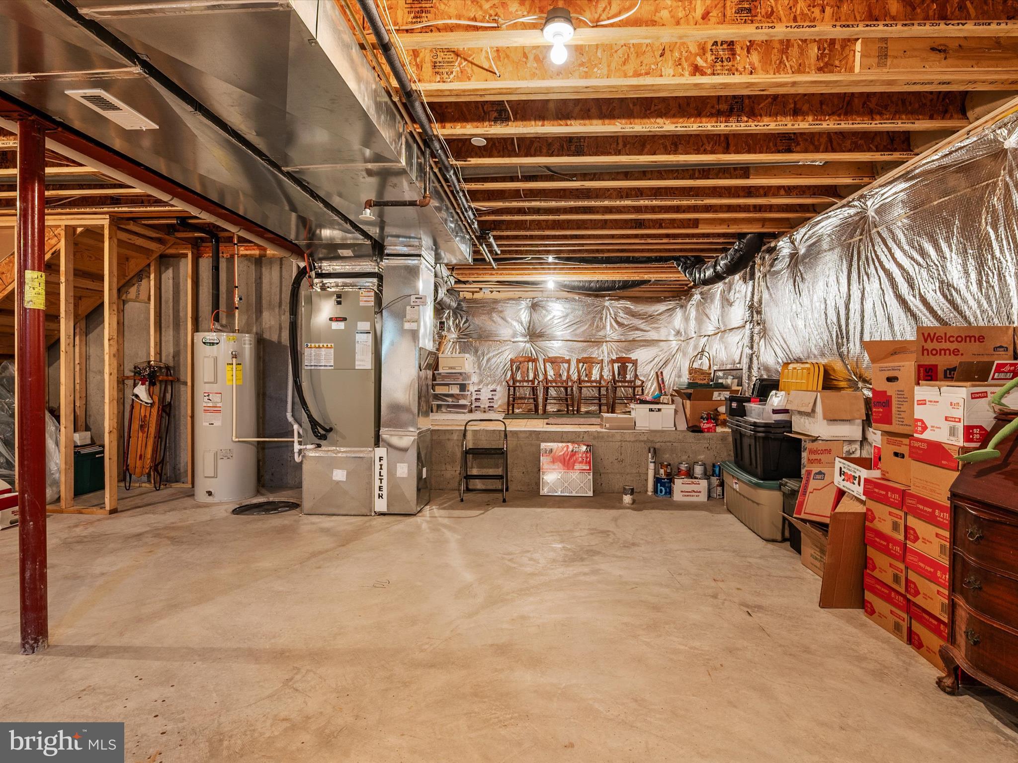 2062 KNOLLVIEW AVENUE