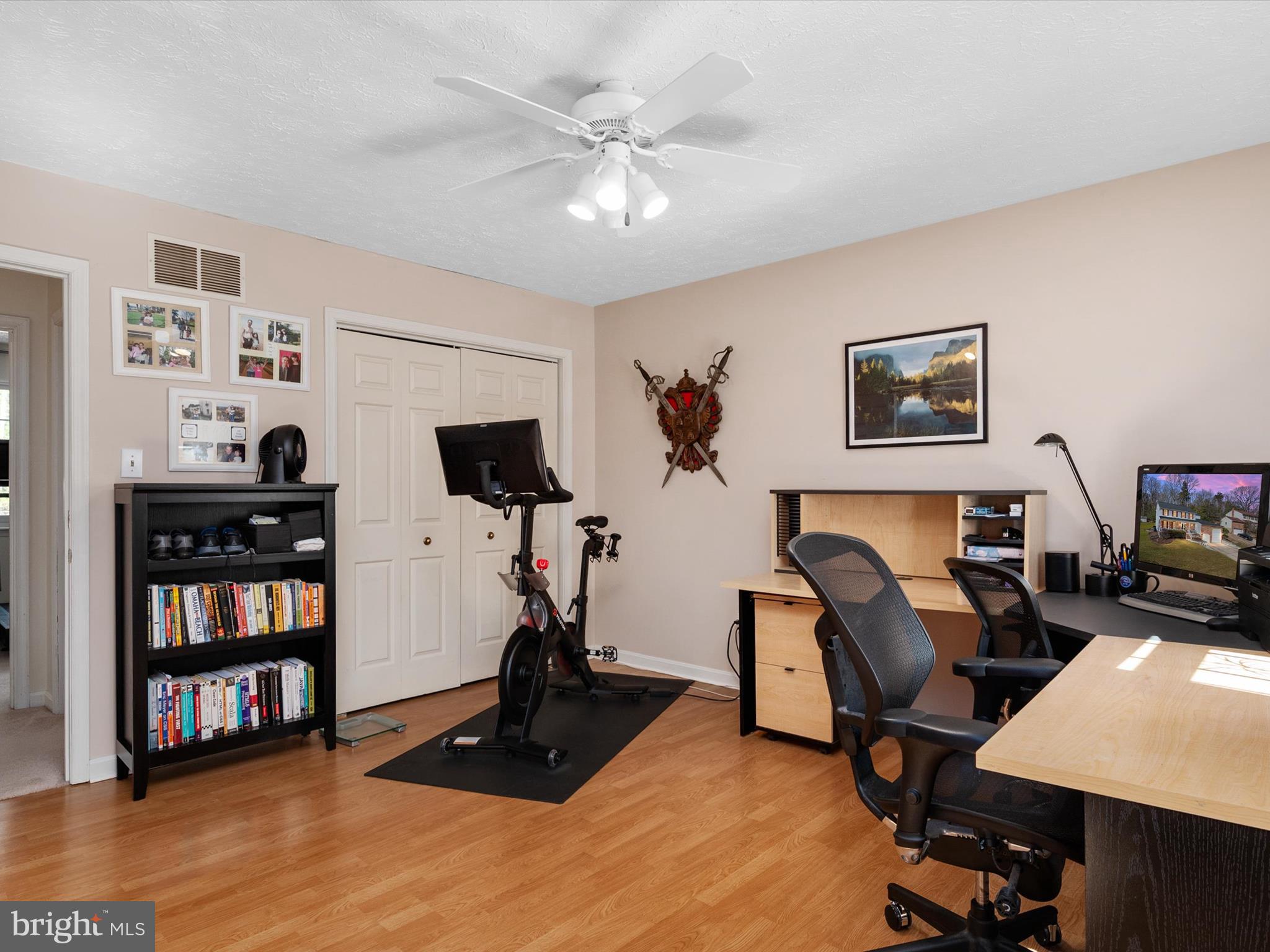 8238 SILVER RUN COURT
