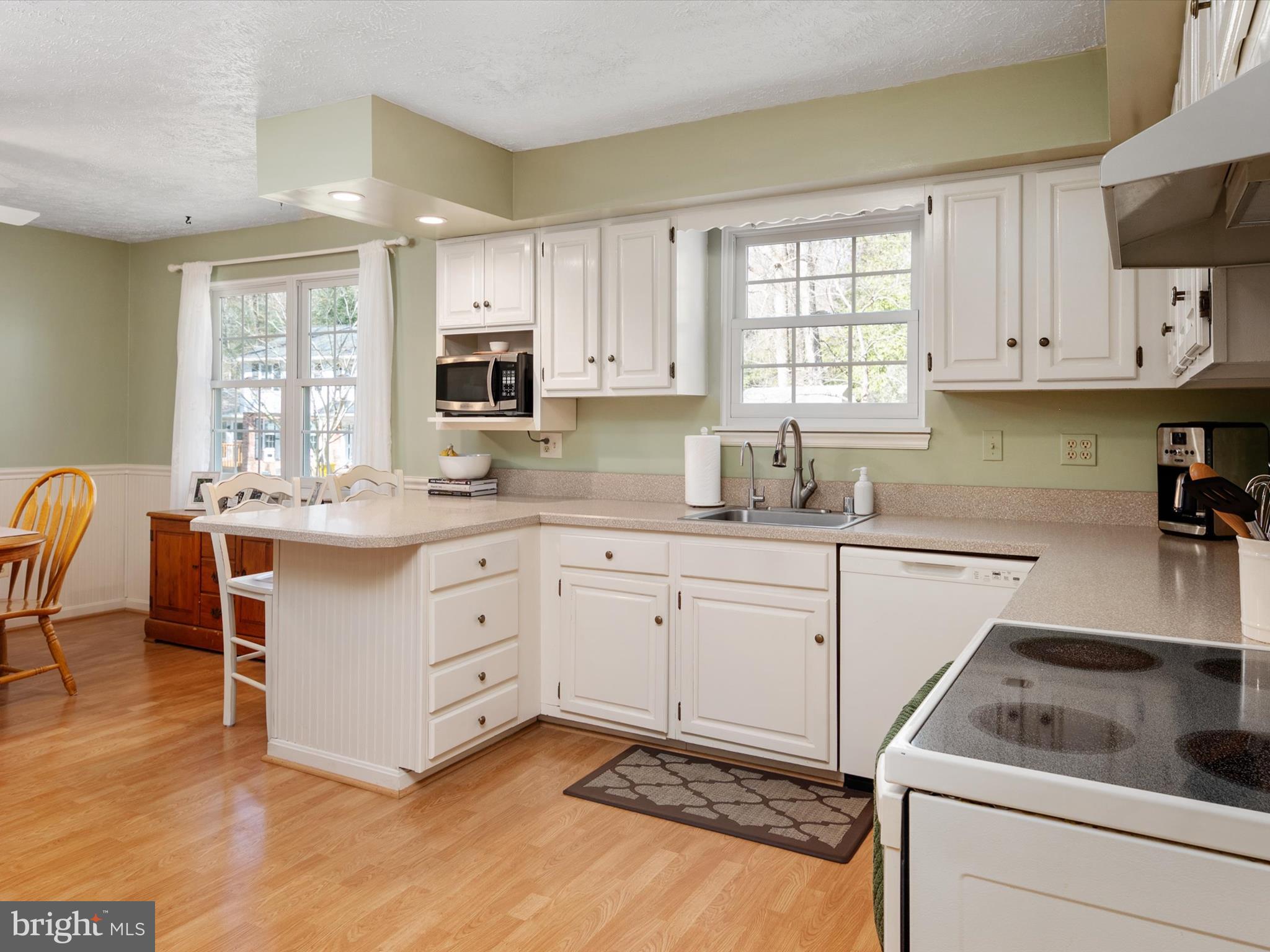8238 SILVER RUN COURT
