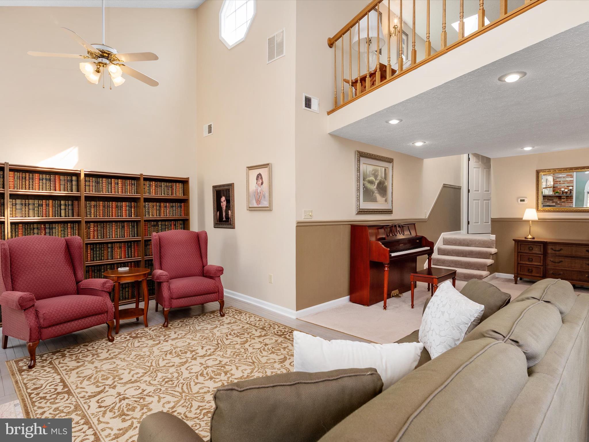 8238 SILVER RUN COURT