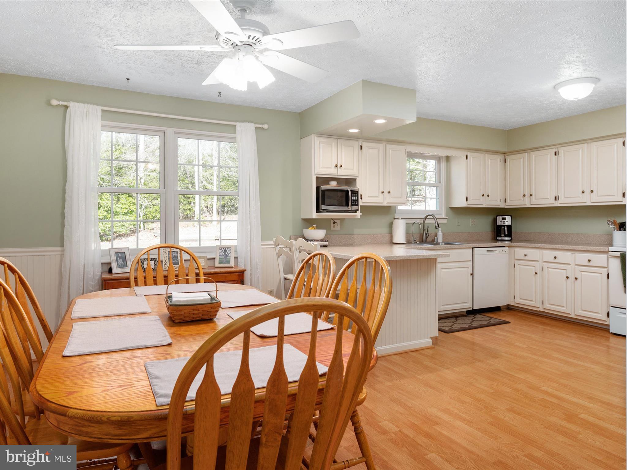 8238 SILVER RUN COURT