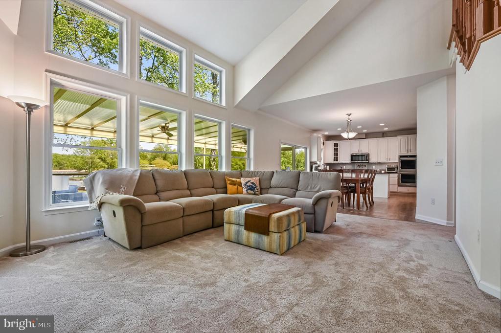 3313 LERITZ LANE