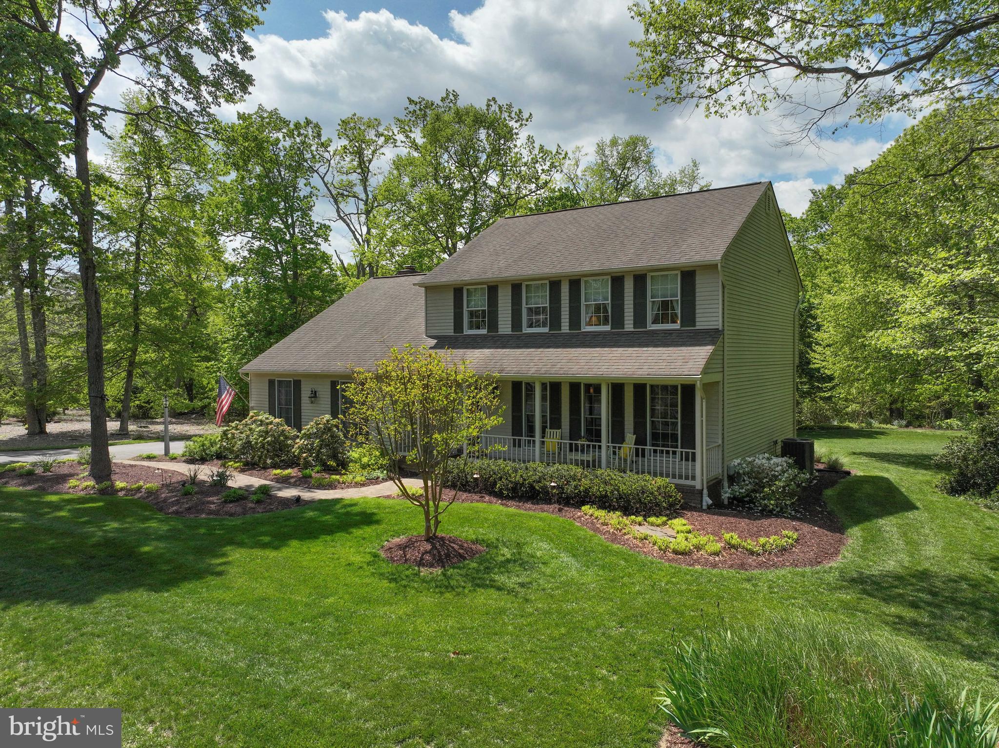 1474 WESTCLIFF DRIVE