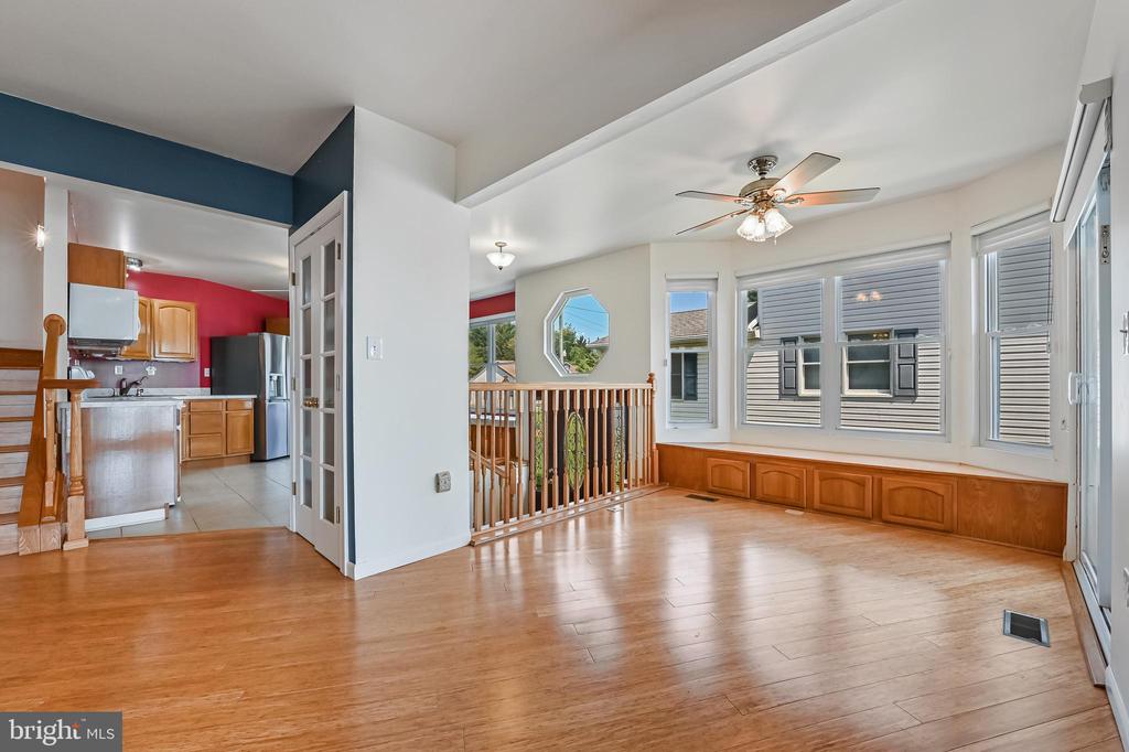 8227 BAYSIDE DRIVE