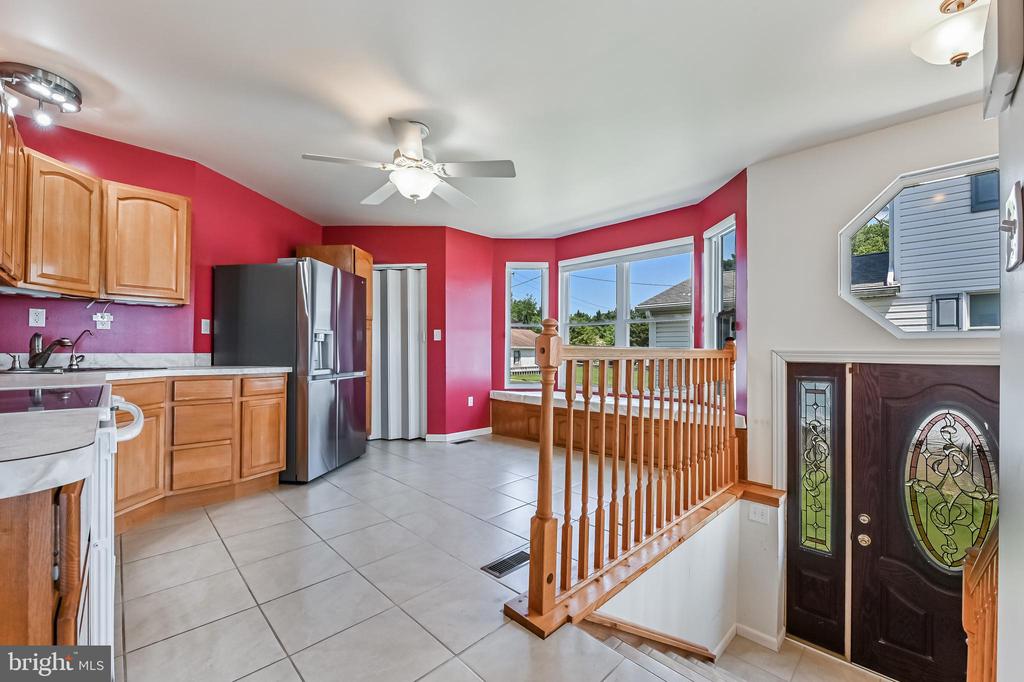 8227 BAYSIDE DRIVE
