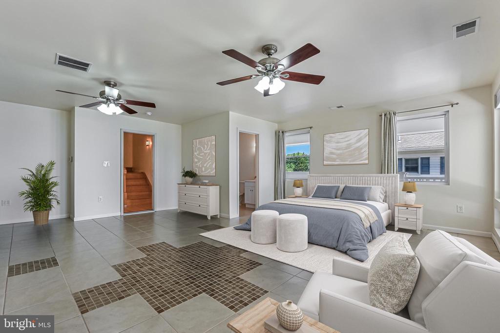 8227 BAYSIDE DRIVE