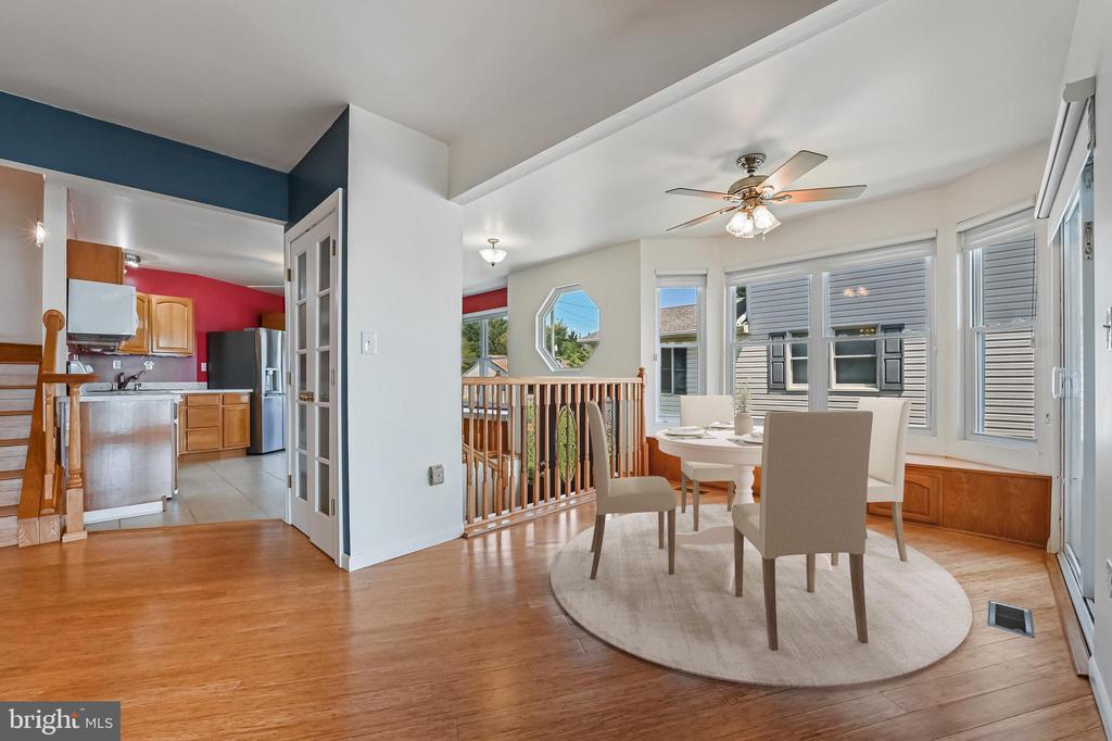 8227 BAYSIDE DRIVE