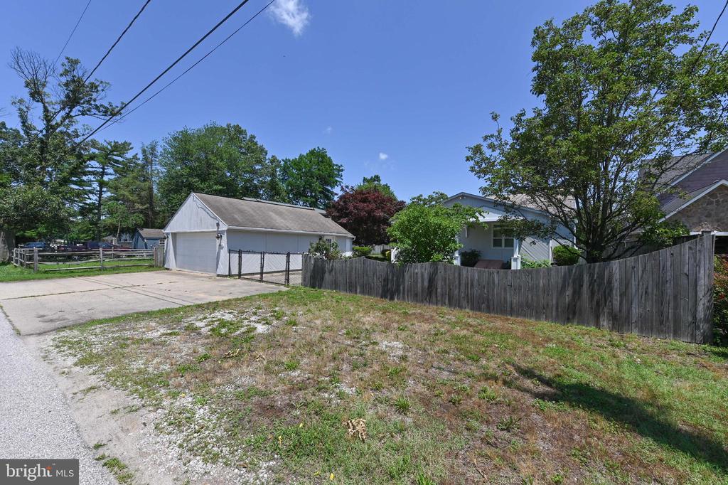 8283 CHOPTANK ROAD