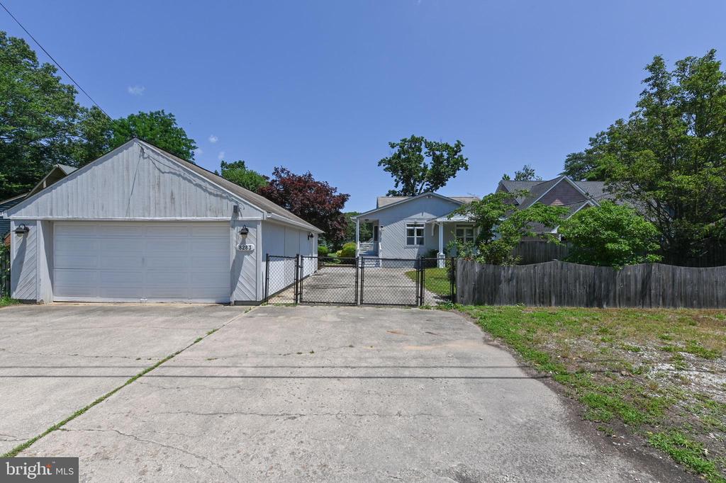 8283 CHOPTANK ROAD