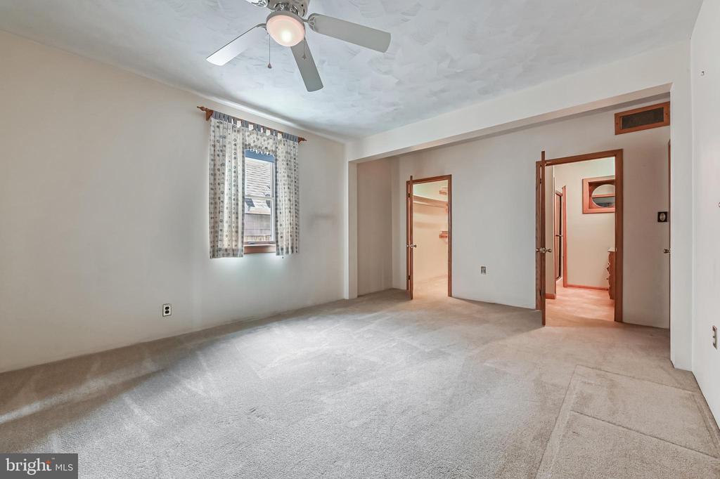 8283 CHOPTANK ROAD