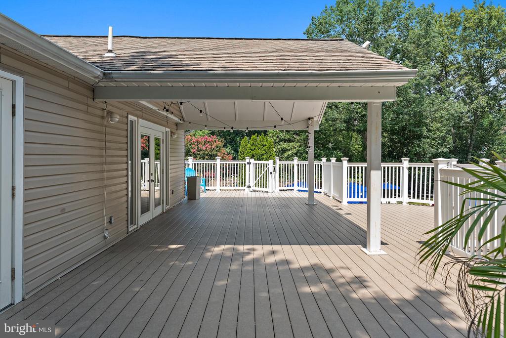 392 STONEHOUSE DRIVE