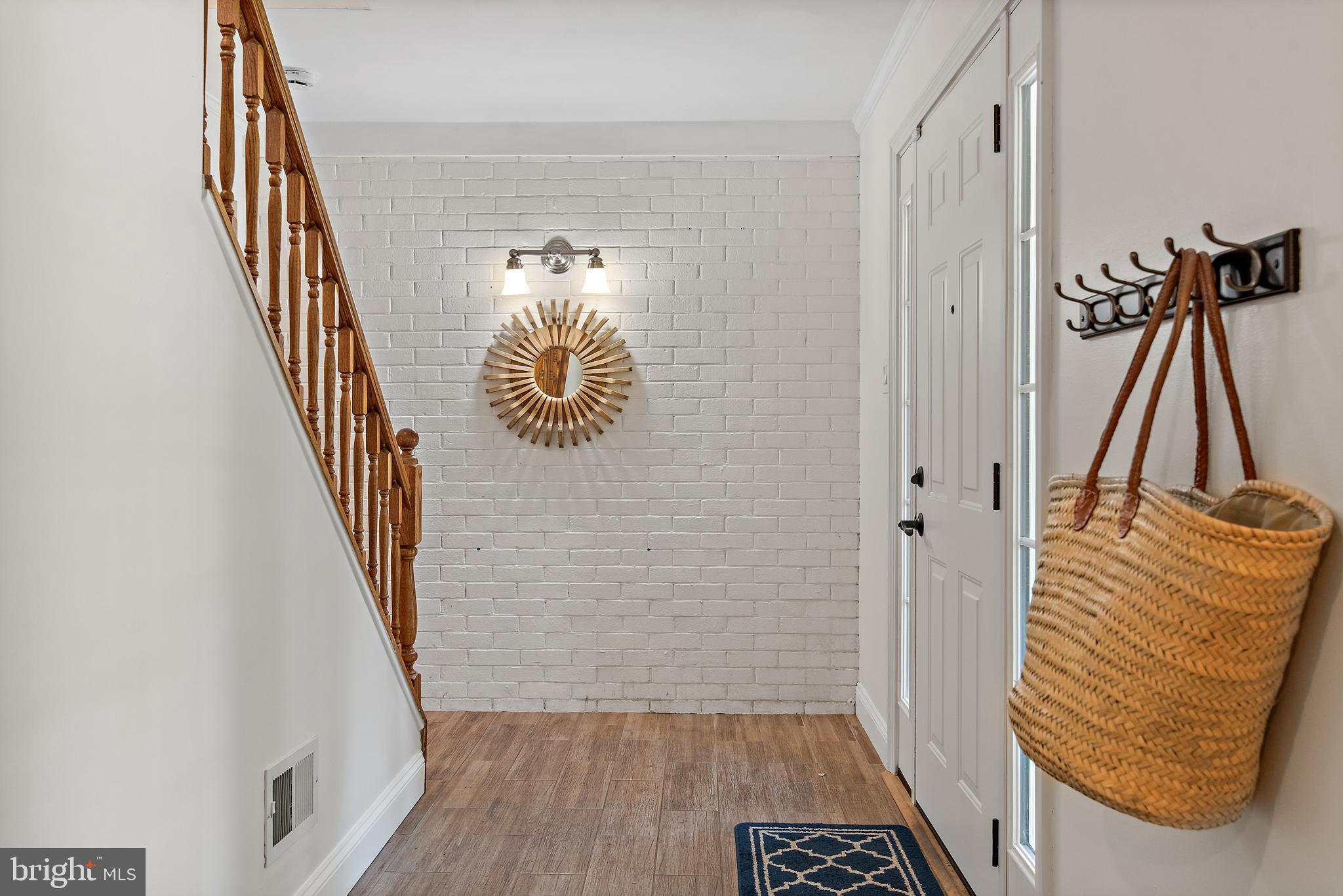 392 STONEHOUSE DRIVE