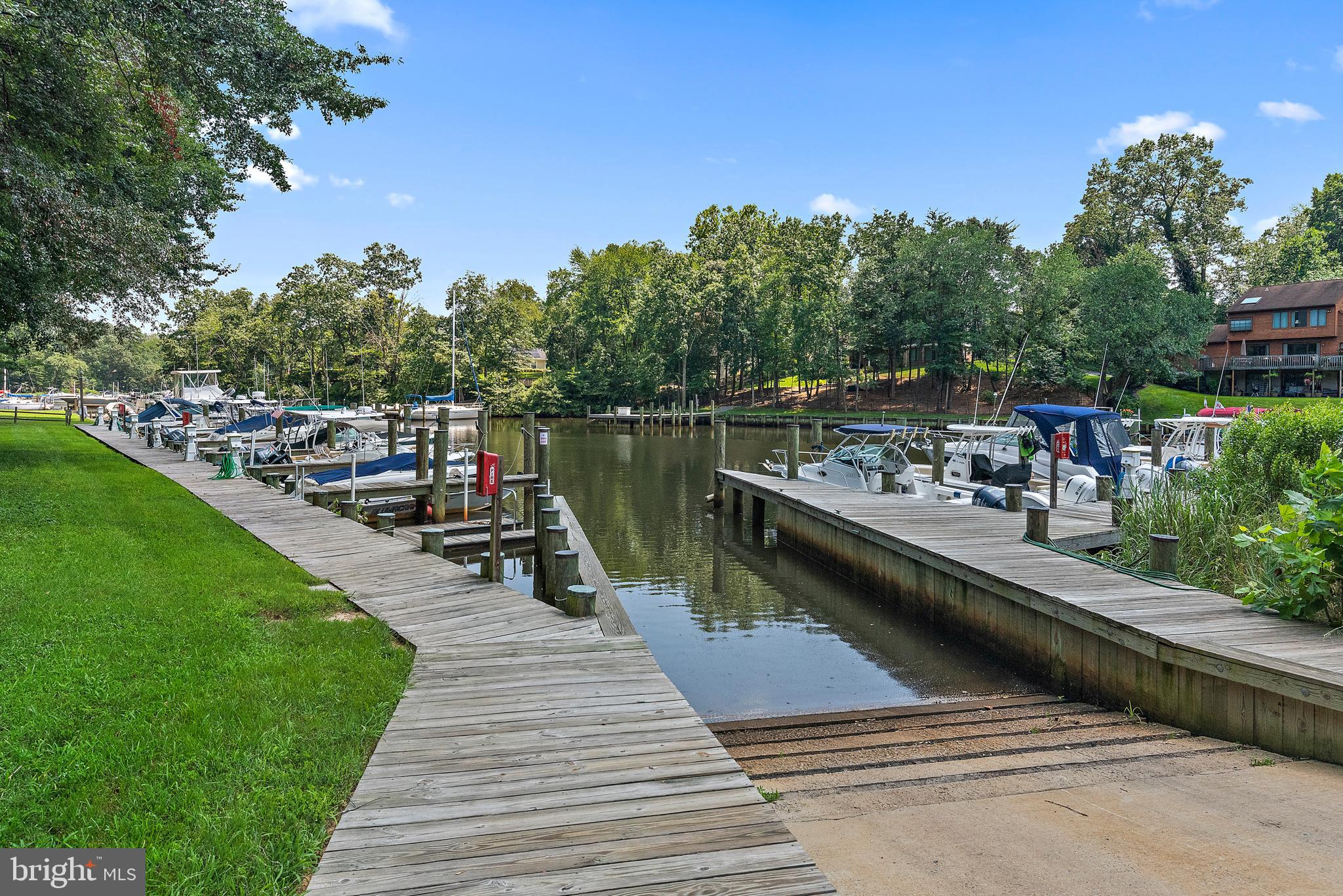 392 STONEHOUSE DRIVE