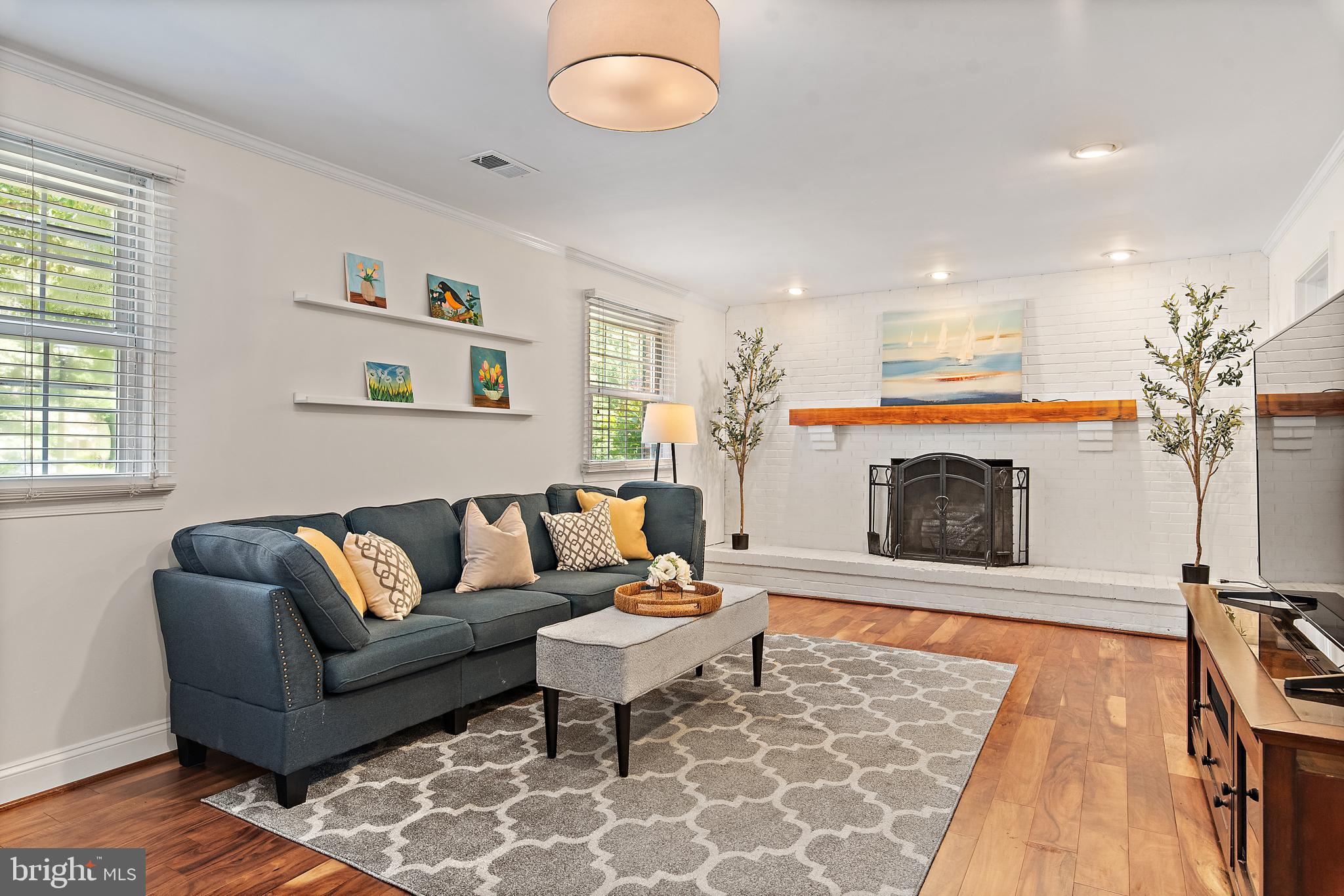 392 STONEHOUSE DRIVE