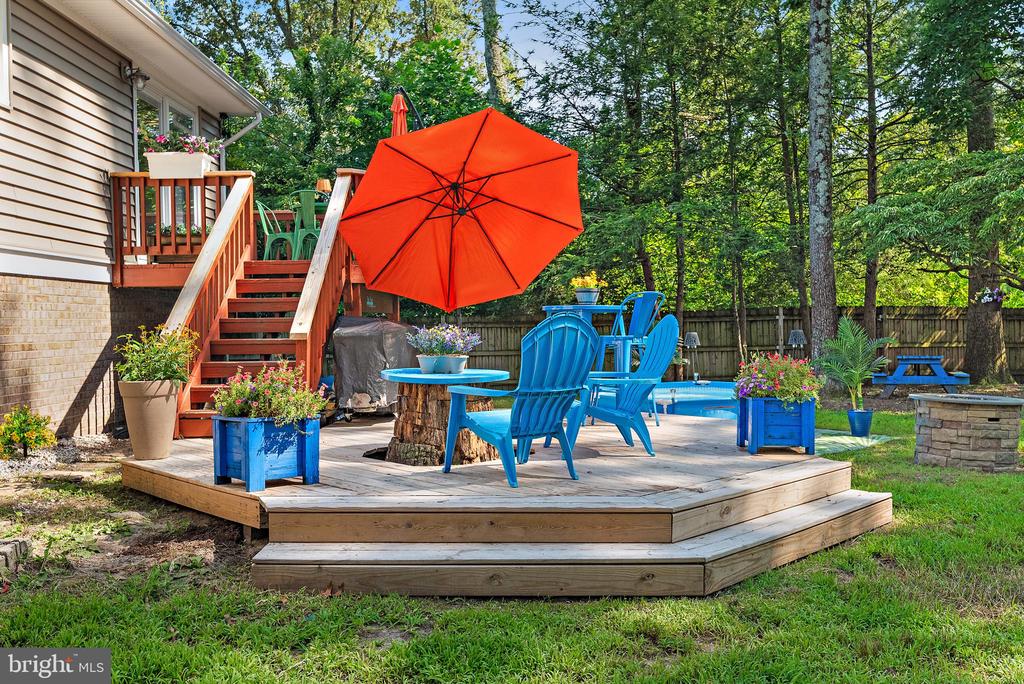 392 STONEHOUSE DRIVE