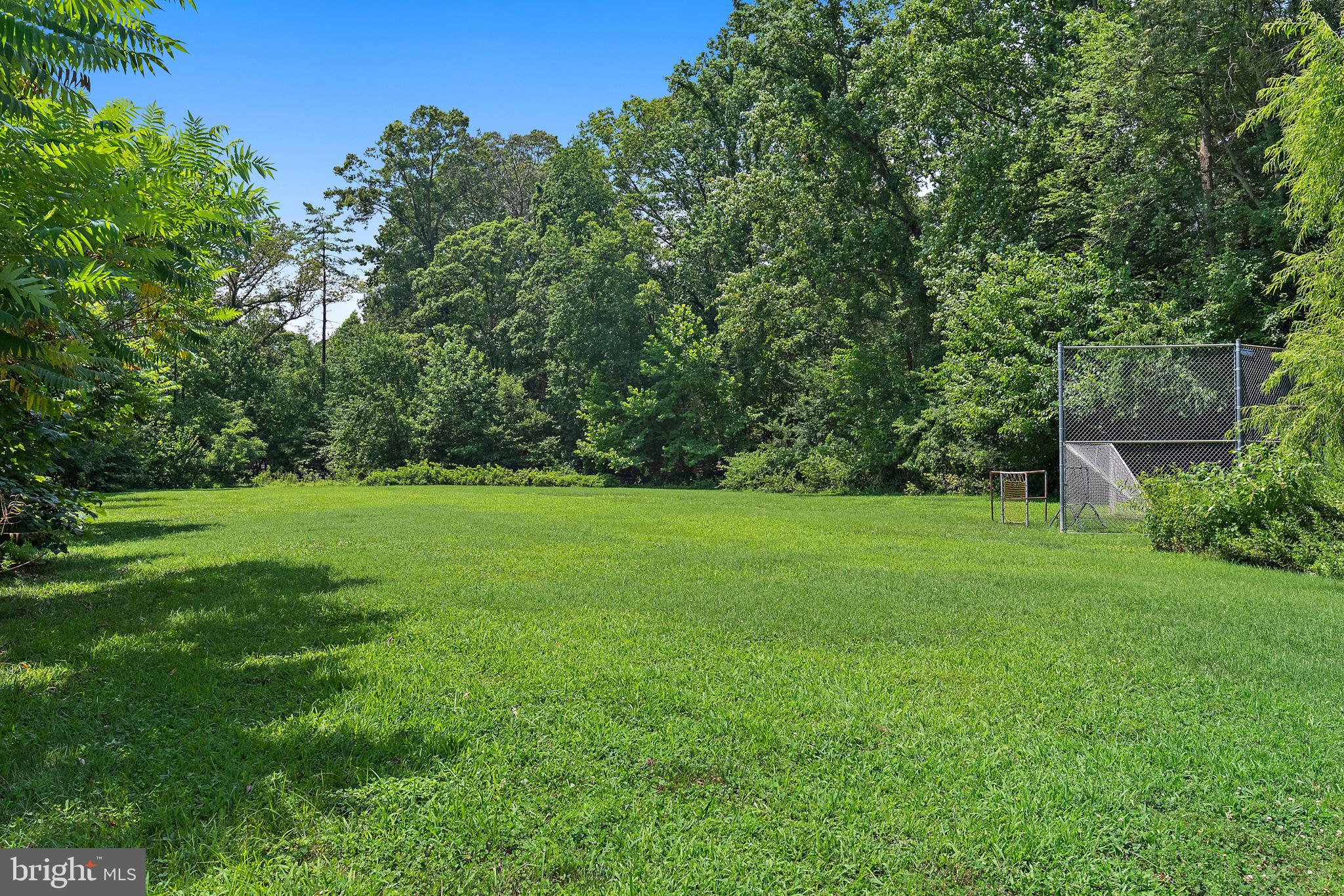 392 STONEHOUSE DRIVE